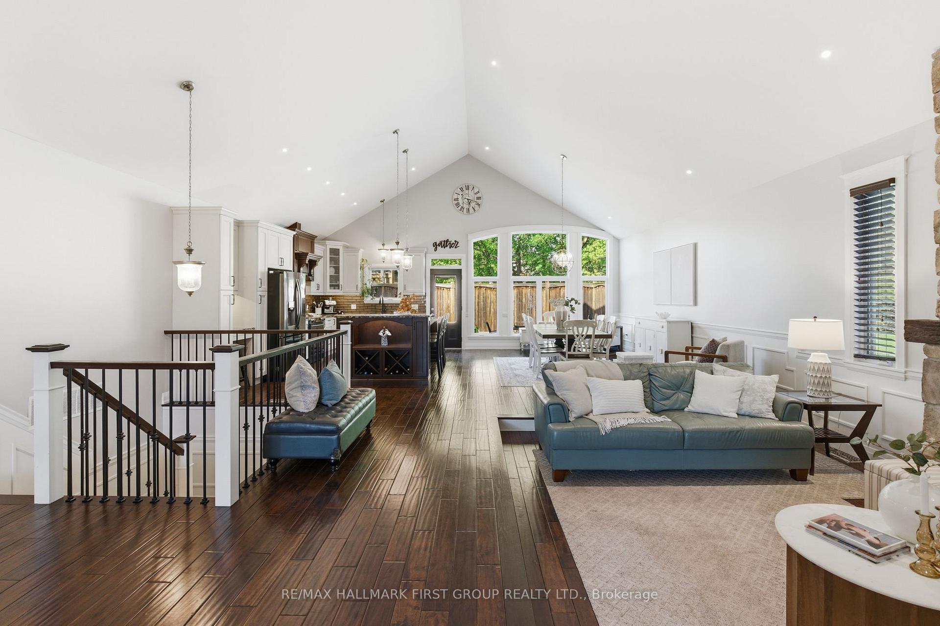 Photo 5 of 53 Brown Street, Clarington, Bowmanville — HOMEH