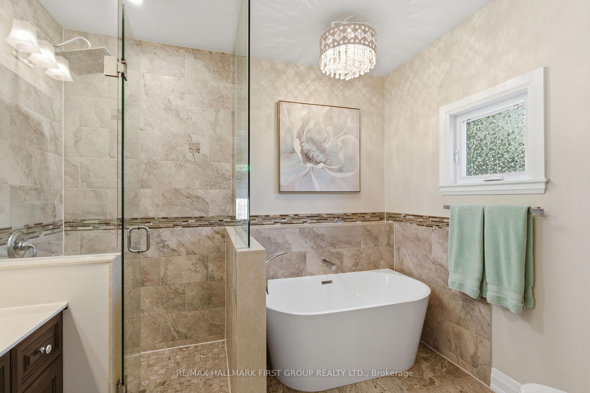 Photo 15 of 53 Brown Street, Clarington, Bowmanville — HOMEH