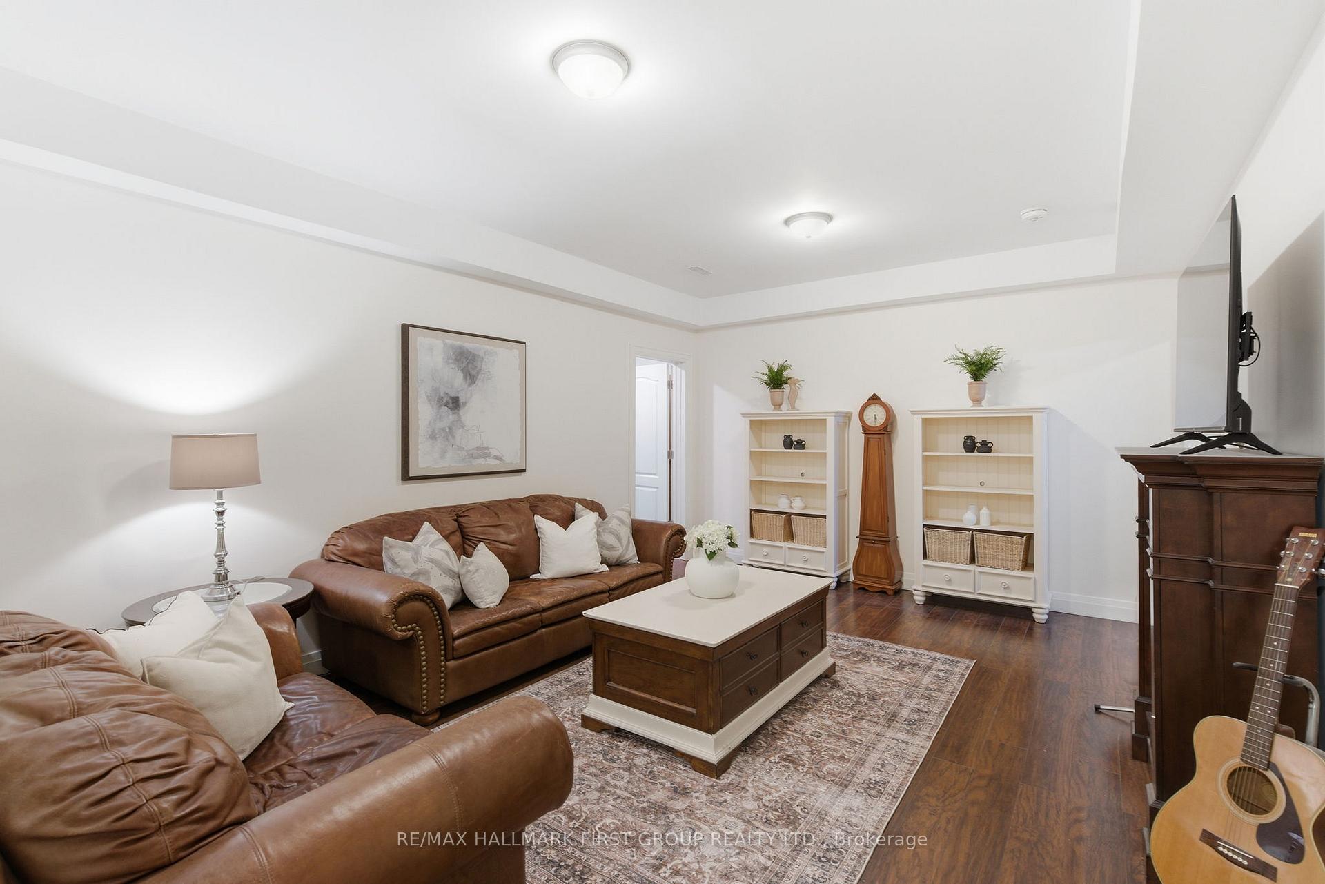 Photo 21 of 53 Brown Street, Clarington, Bowmanville — HOMEH