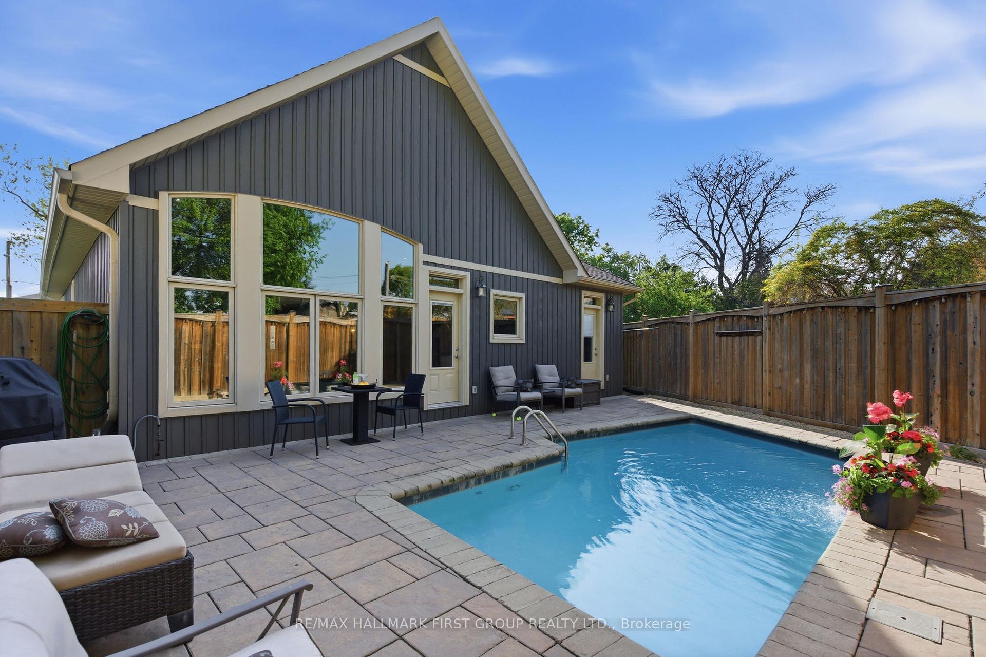 Photo 48 of 53 Brown Street, Clarington, Bowmanville — HOMEH