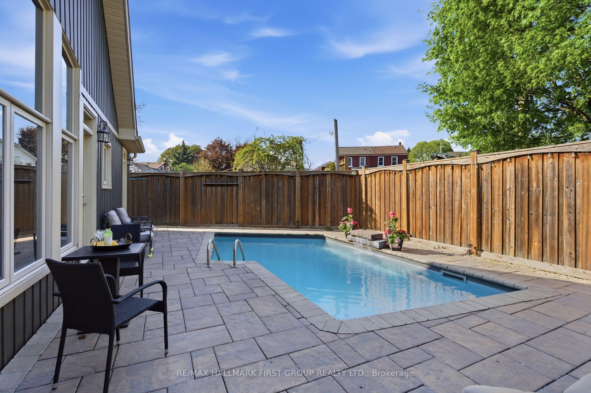 Photo 49 of 53 Brown Street, Clarington, Bowmanville — HOMEH