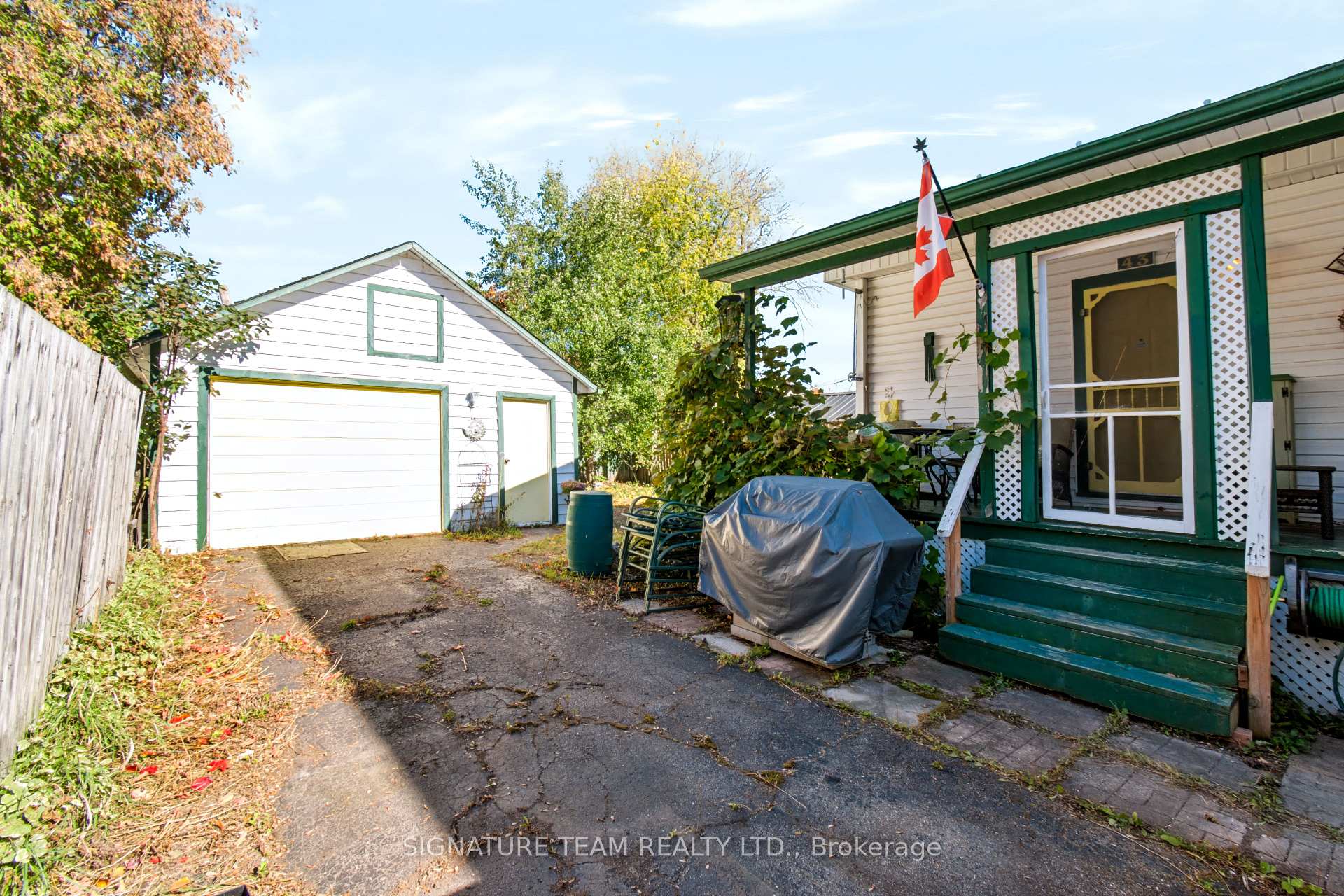 Photo 24 of 43 Bank Street S, Renfrew, Renfrew — HOMEH