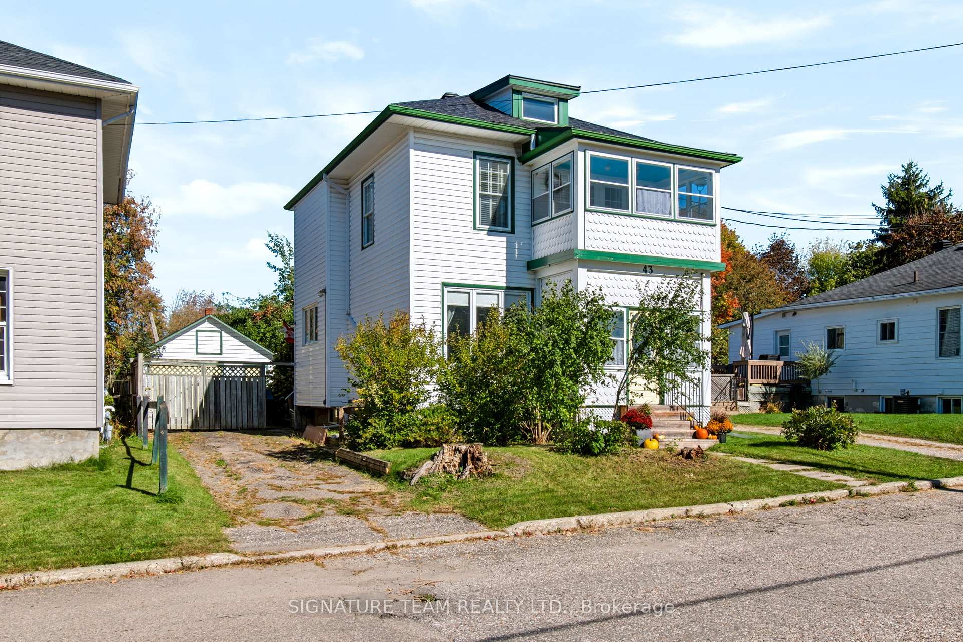 Photo 29 of 43 Bank Street S, Renfrew, Renfrew — HOMEH