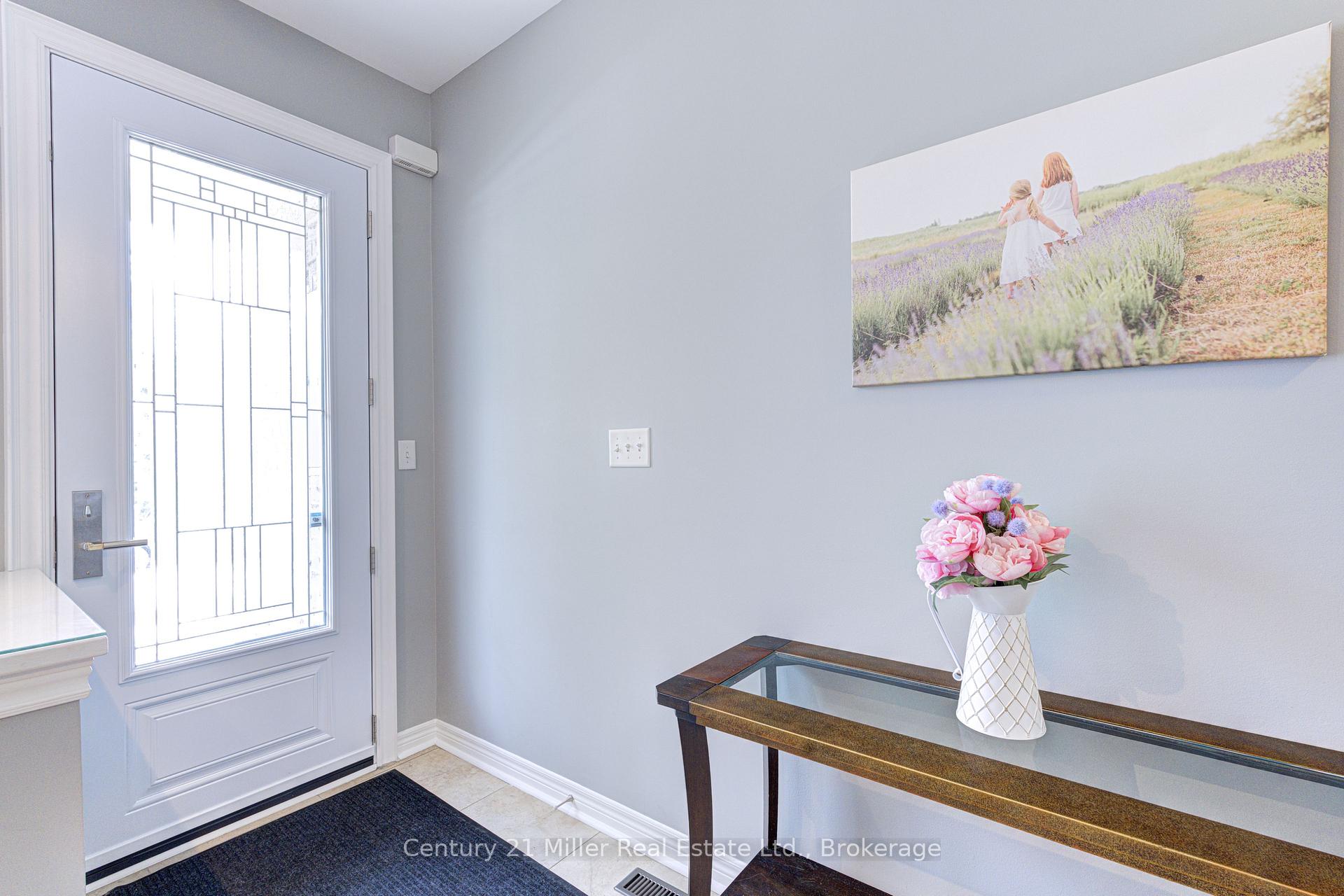 Photo 2 of 3202 Epworth Crescent, Oakville, Bronte Creek — HOMEH