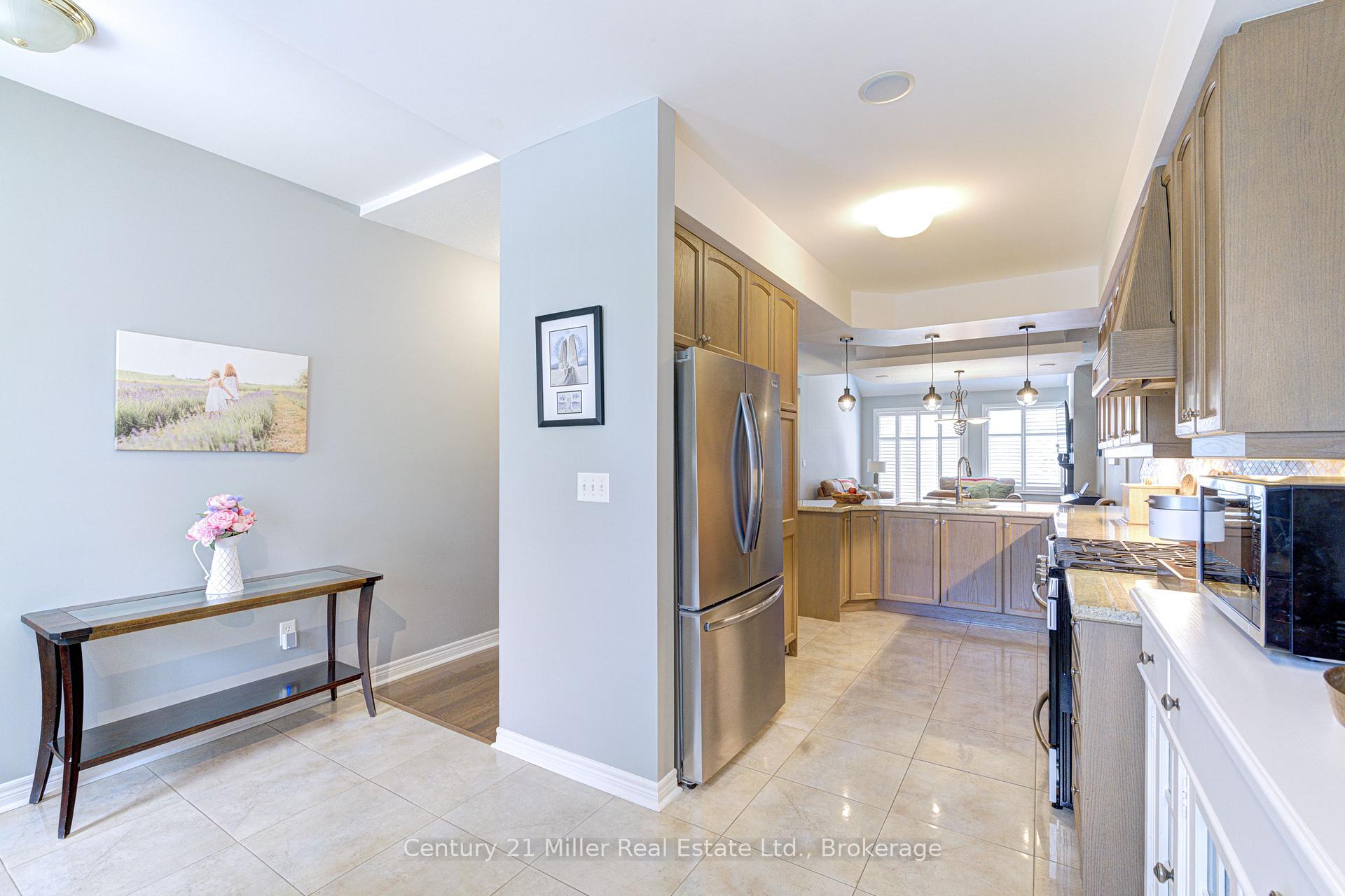 Photo 6 of 3202 Epworth Crescent, Oakville, Bronte Creek — HOMEH