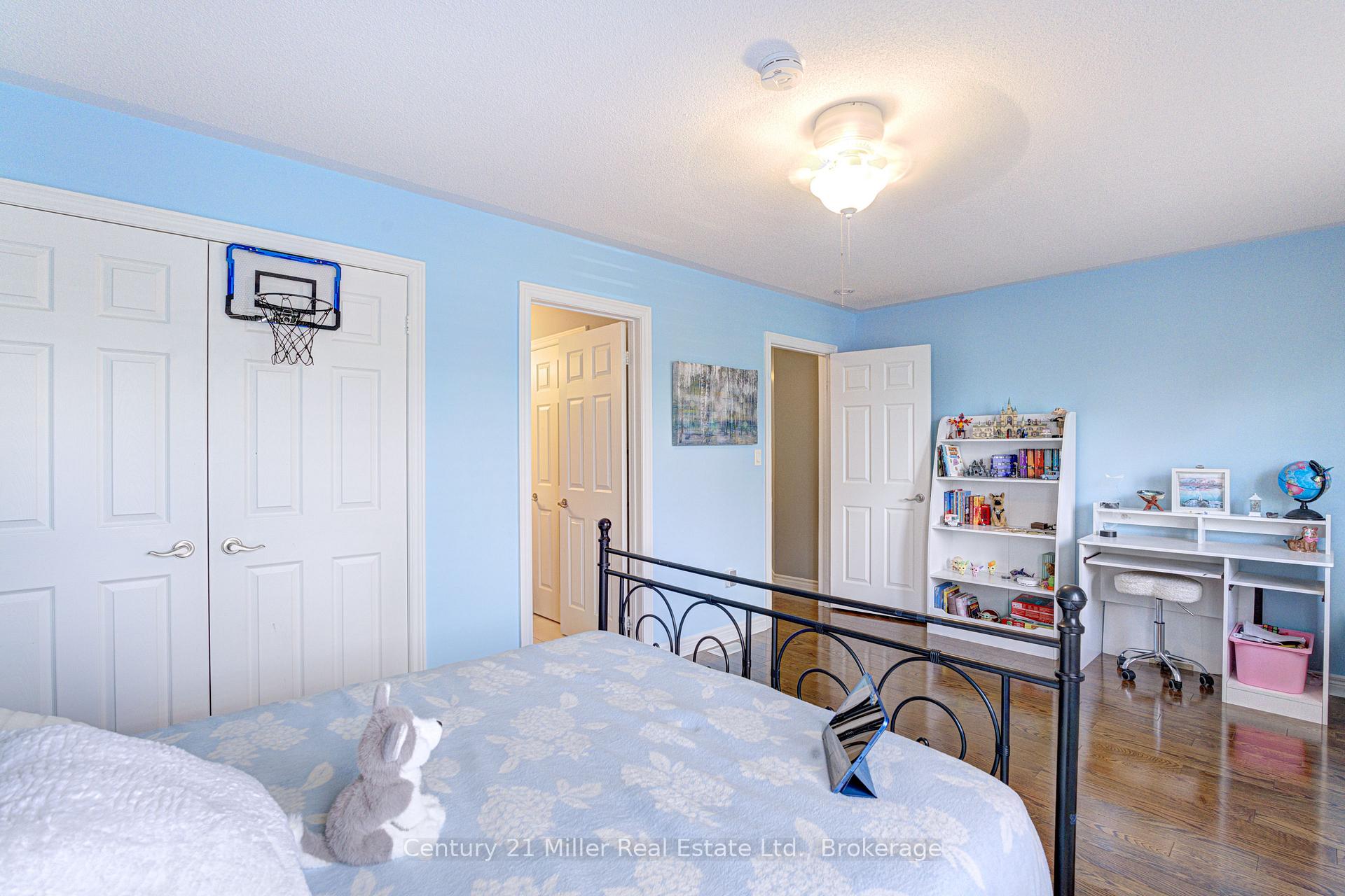 Photo 27 of 3202 Epworth Crescent, Oakville, Bronte Creek — HOMEH