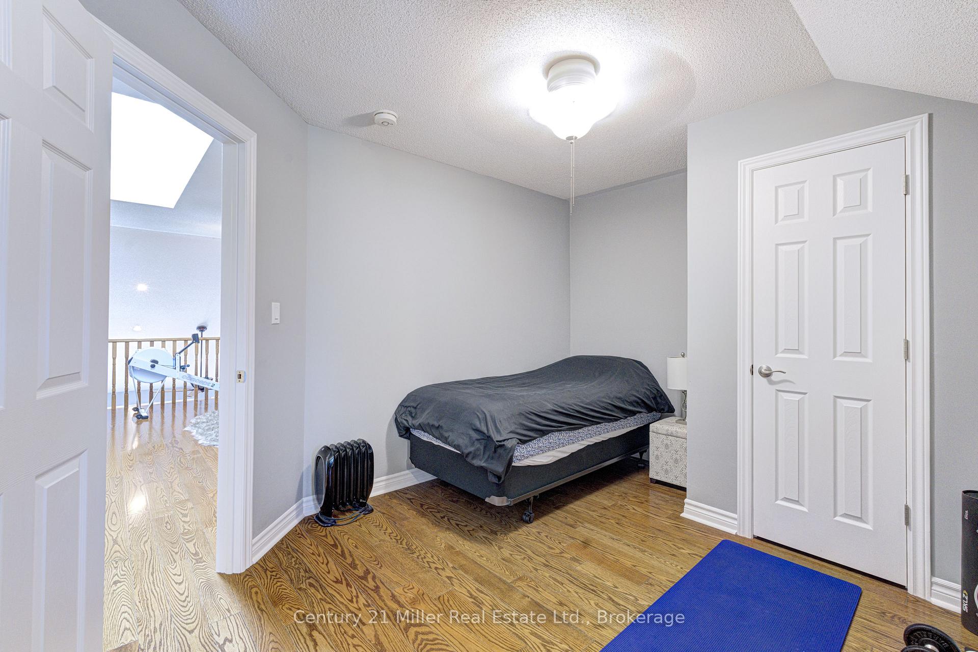 Photo 29 of 3202 Epworth Crescent, Oakville, Bronte Creek — HOMEH