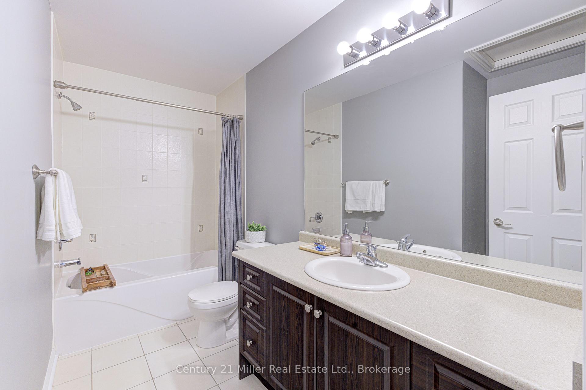 Photo 32 of 3202 Epworth Crescent, Oakville, Bronte Creek — HOMEH