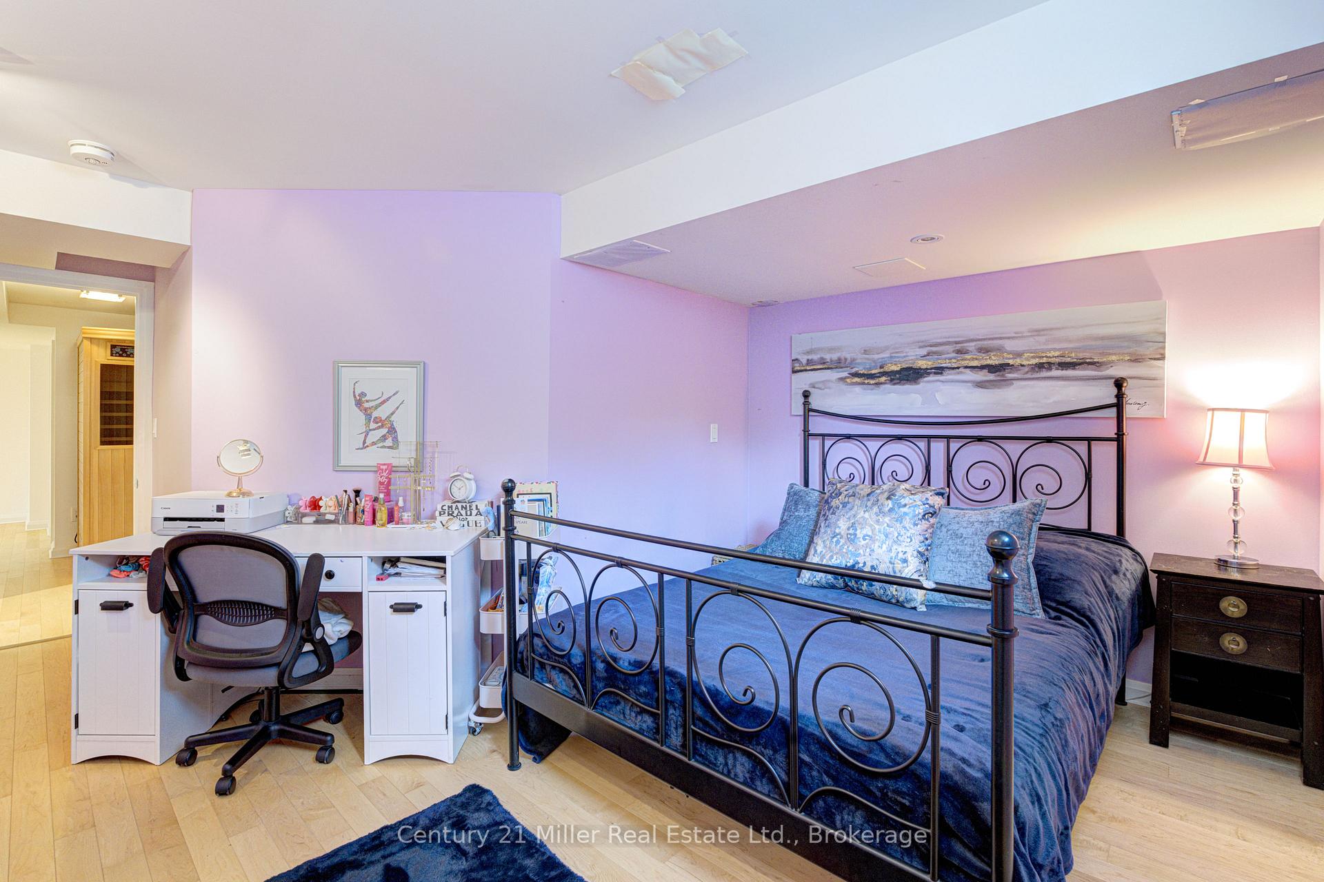 Photo 37 of 3202 Epworth Crescent, Oakville, Bronte Creek — HOMEH