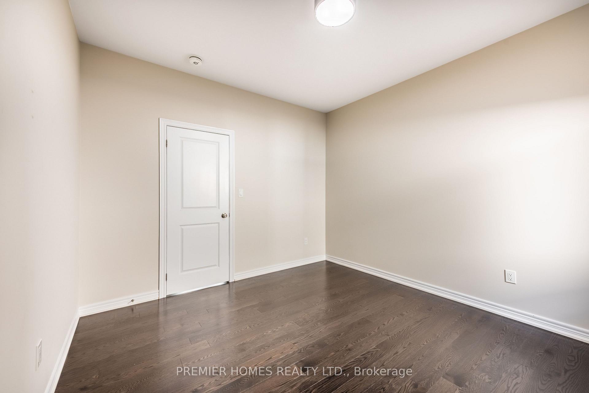Photo 39 of 87 Pine Hill Cres, Aurora, Aurora Estates — HOMEH