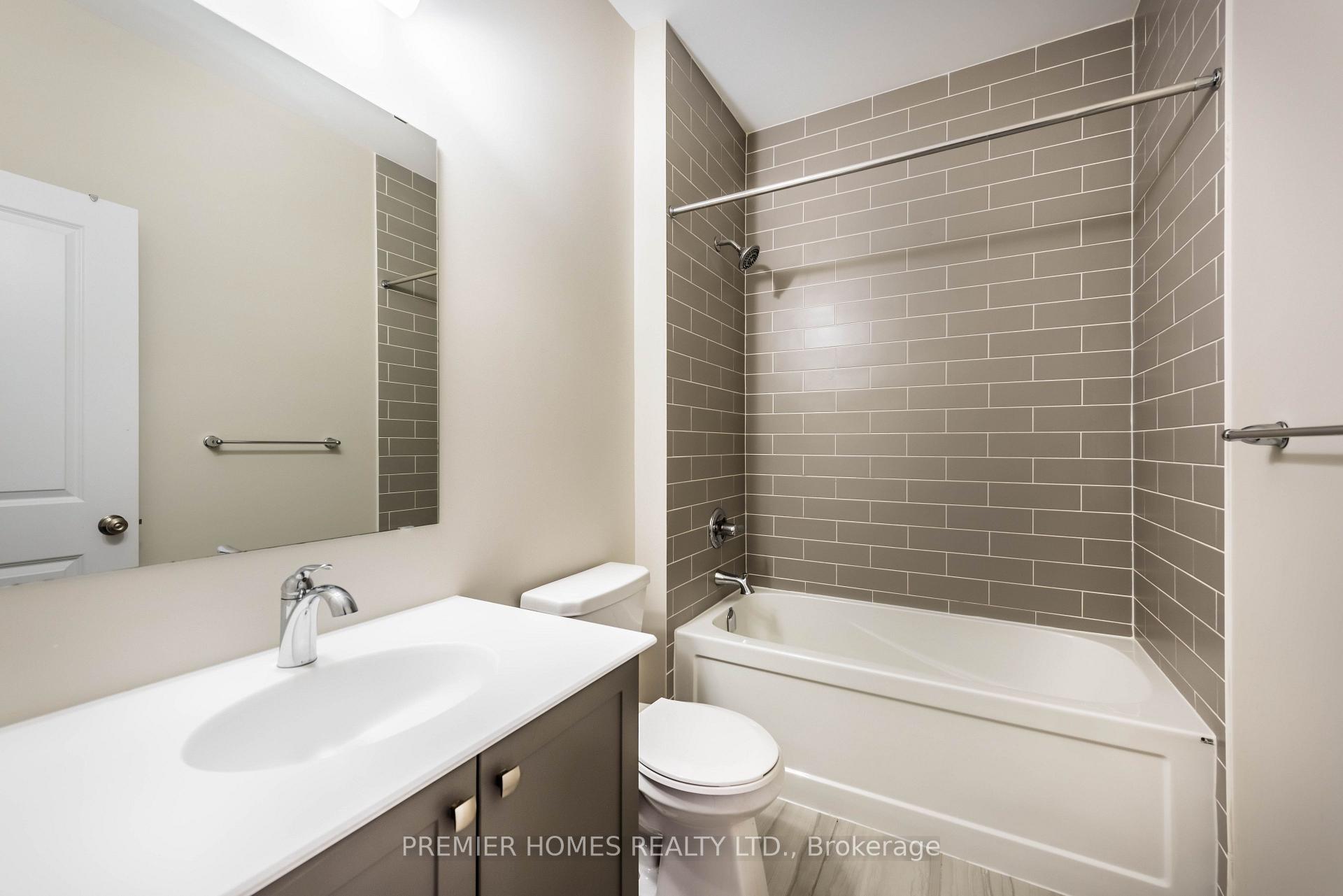 Photo 40 of 87 Pine Hill Cres, Aurora, Aurora Estates — HOMEH