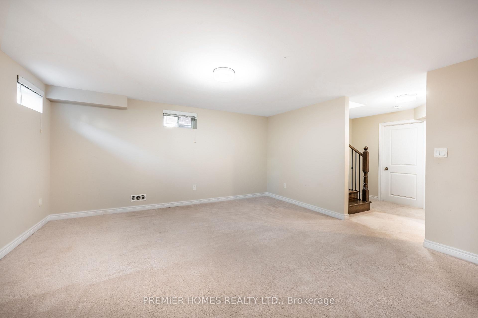 Photo 50 of 87 Pine Hill Cres, Aurora, Aurora Estates — HOMEH
