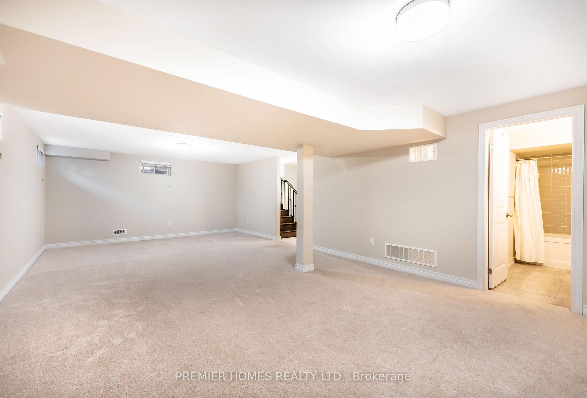 Photo 53 of 87 Pine Hill Cres, Aurora, Aurora Estates — HOMEH
