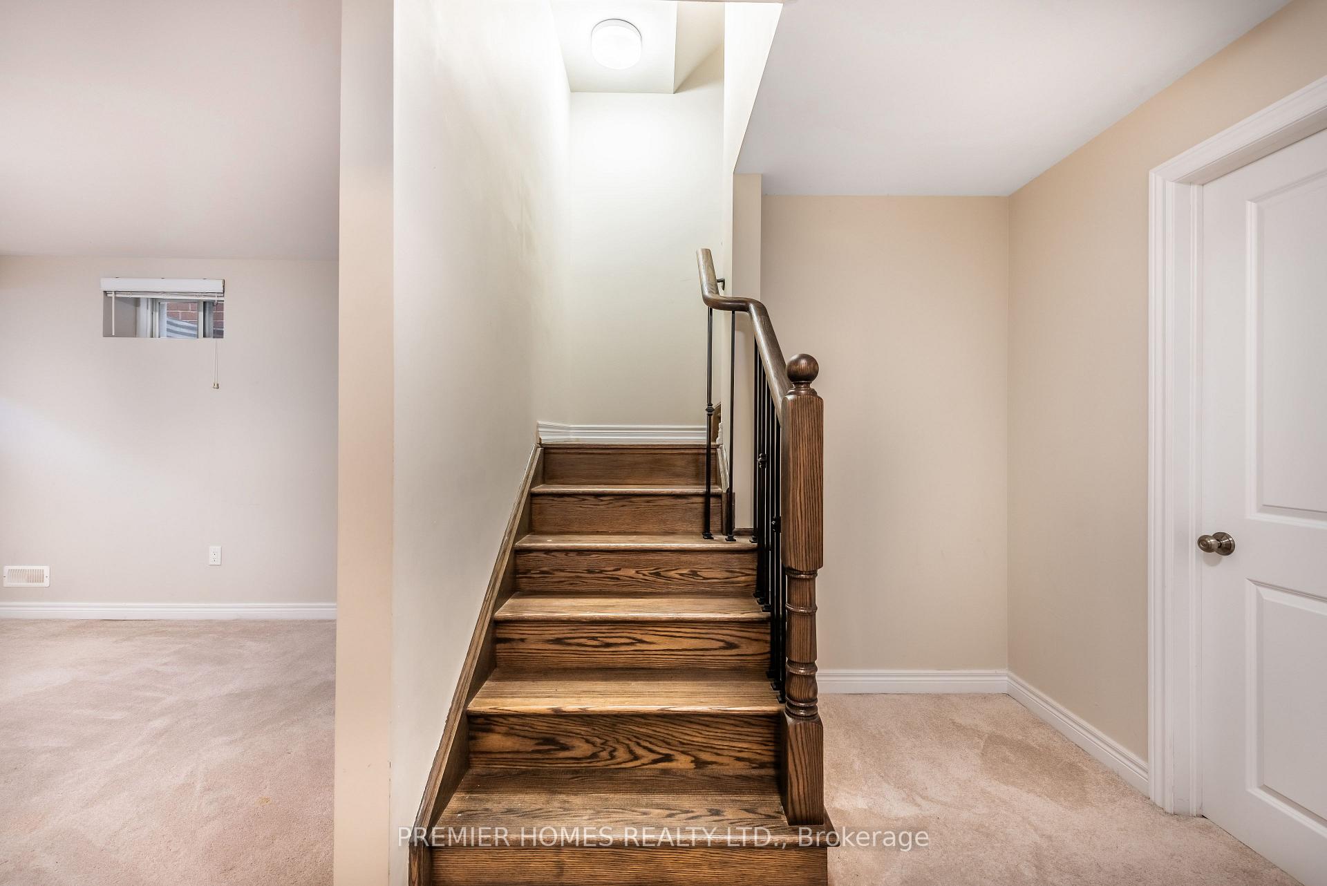 Photo 55 of 87 Pine Hill Cres, Aurora, Aurora Estates — HOMEH