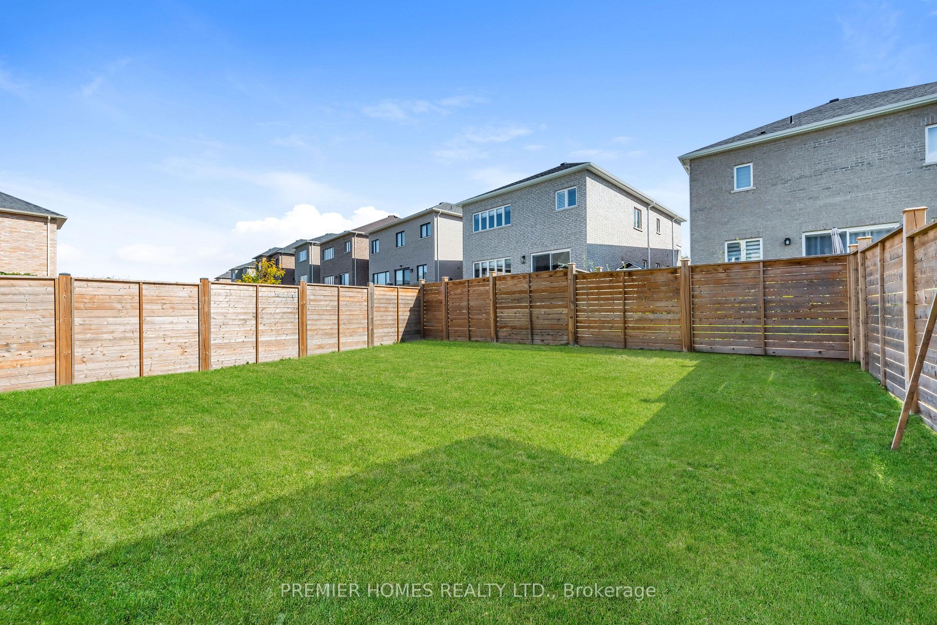 Photo 57 of 87 Pine Hill Cres, Aurora, Aurora Estates — HOMEH