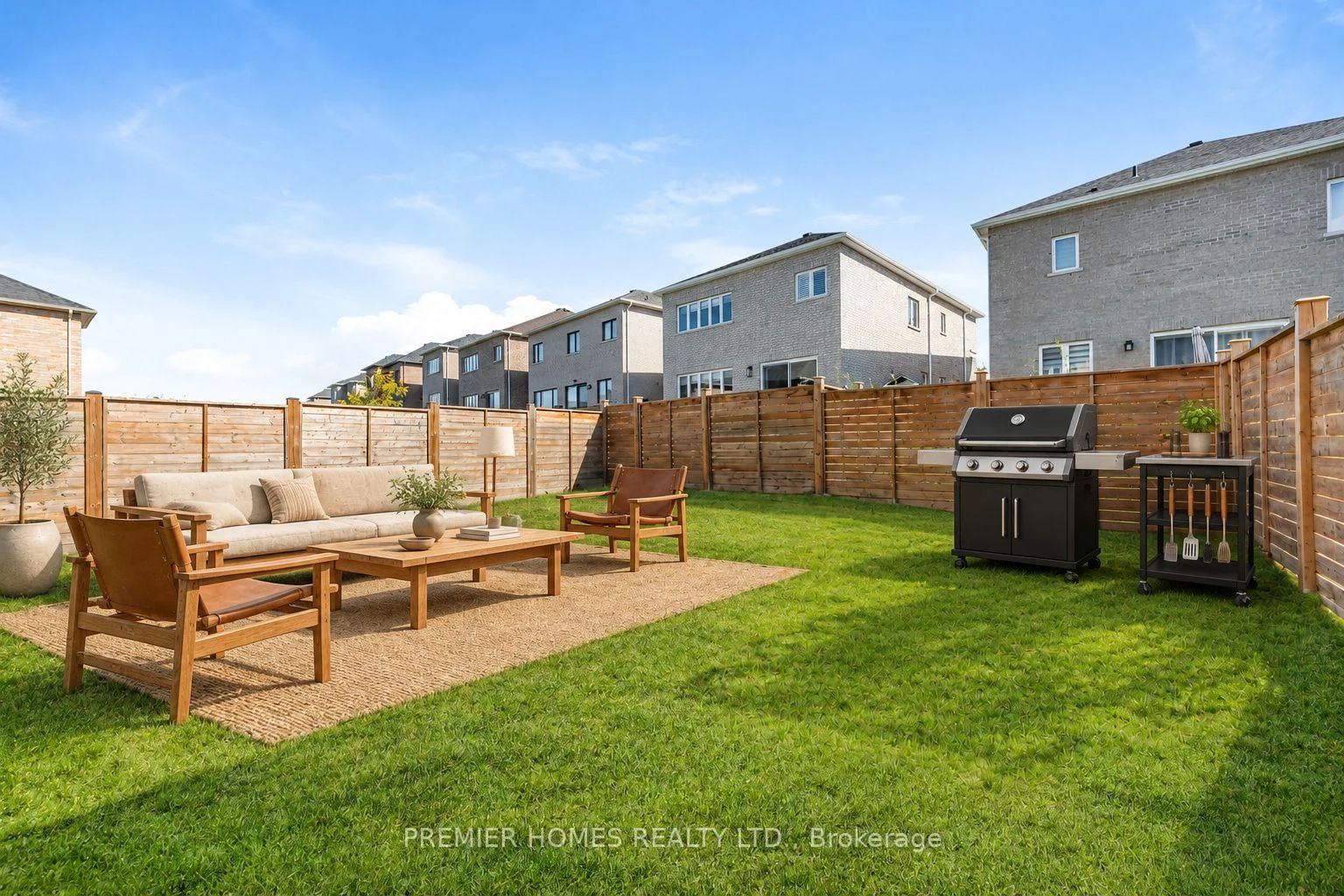 Photo 59 of 87 Pine Hill Cres, Aurora, Aurora Estates — HOMEH