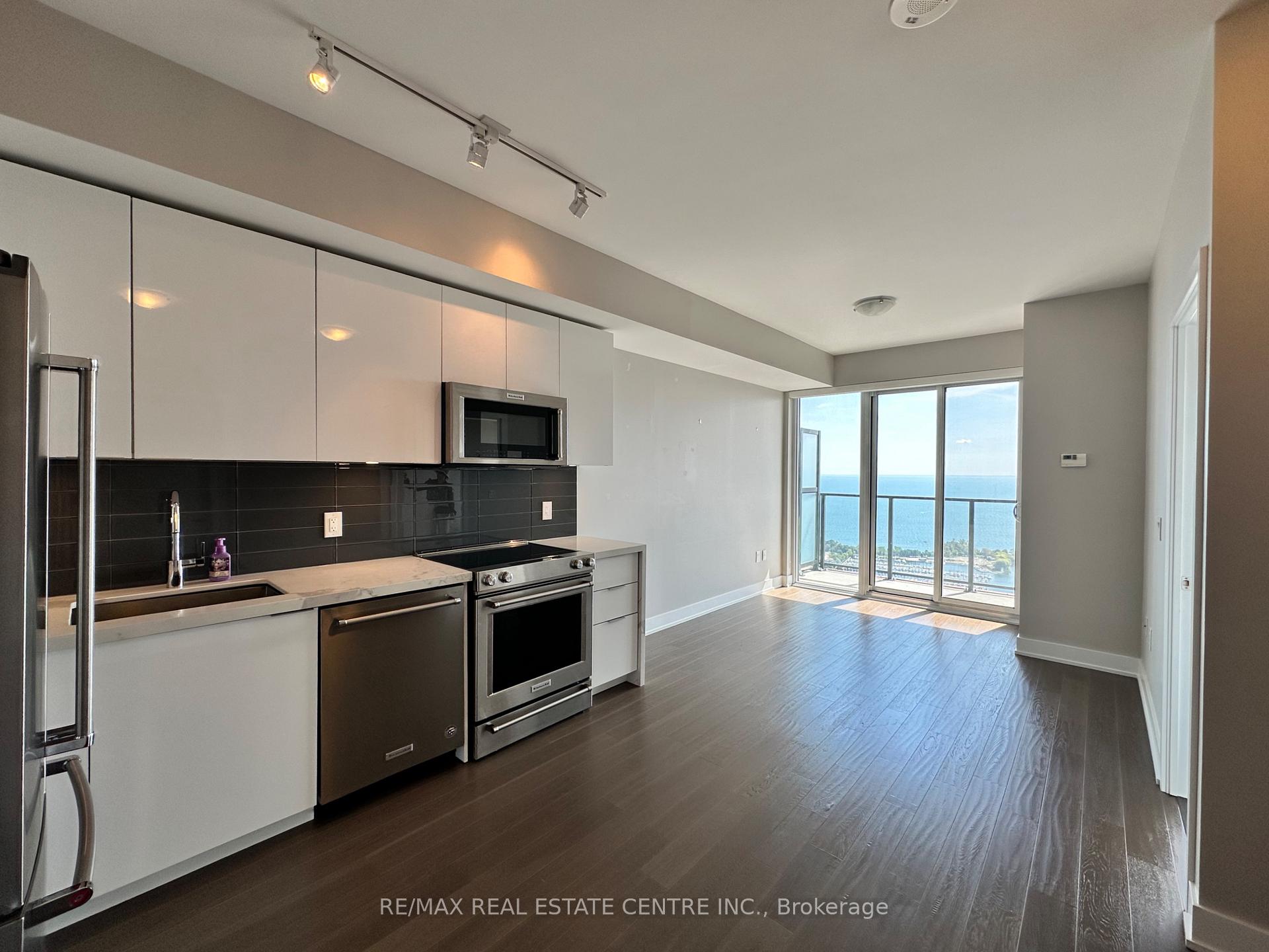Photo 6 of Unit 4911, 30 Shore Breeze Drive, Etobicoke, Mimico — HOMEH
