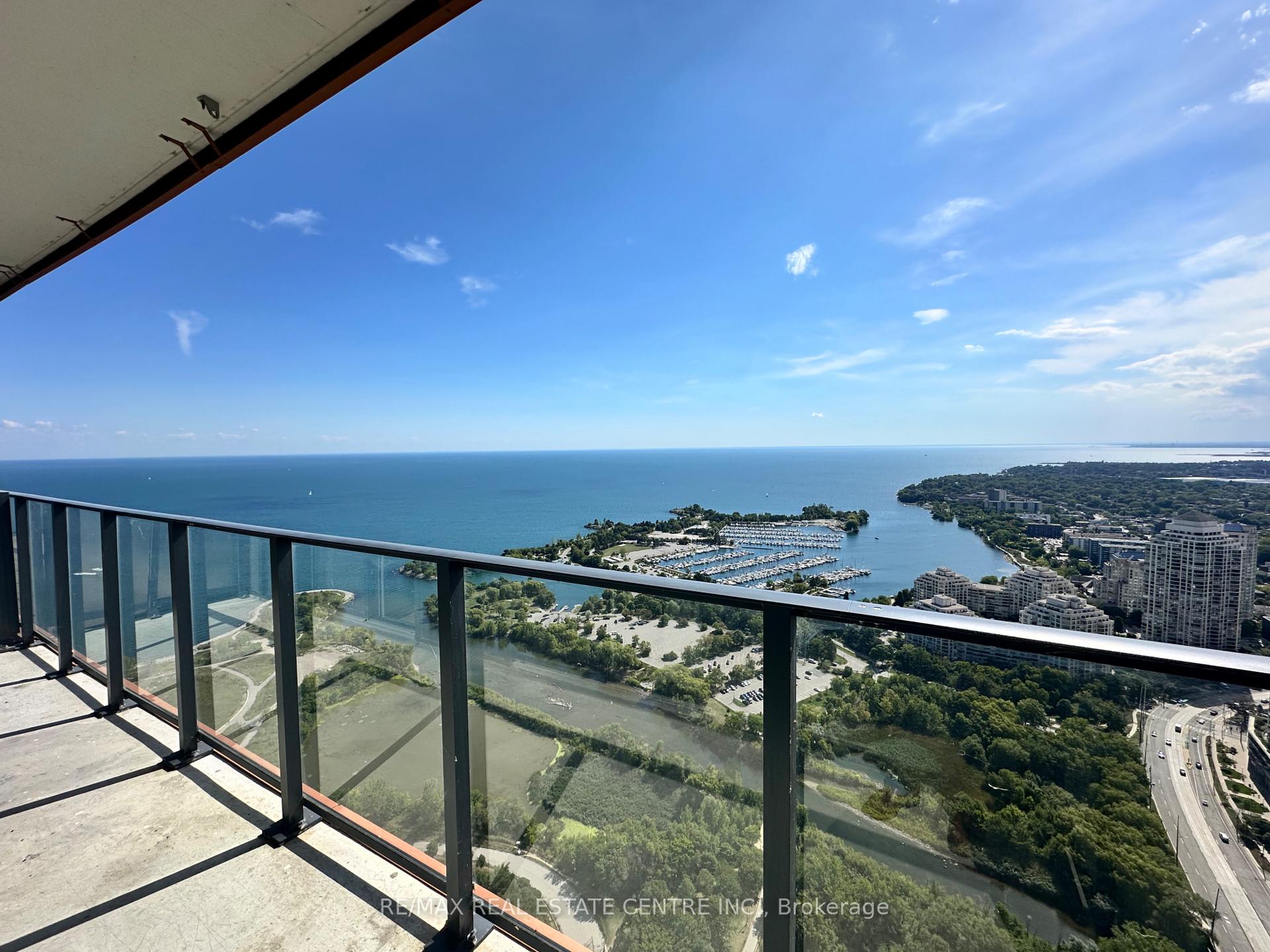Photo 8 of Unit 4911, 30 Shore Breeze Drive, Etobicoke, Mimico — HOMEH