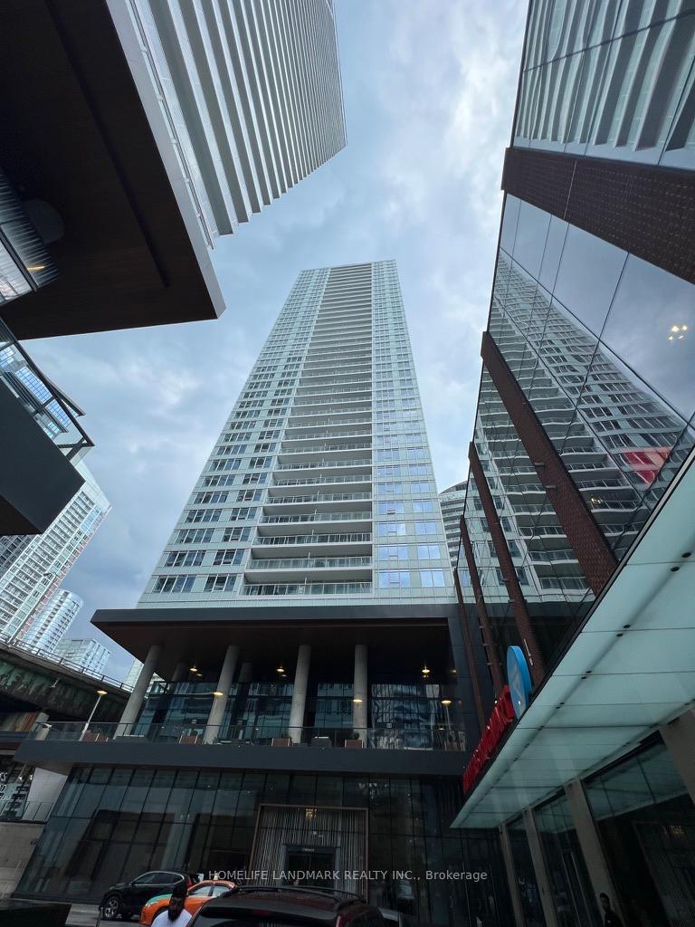 Photo 2 of Unit 2115, 17 Bathurst Street, Toronto, Waterfront Communities — HOMEH