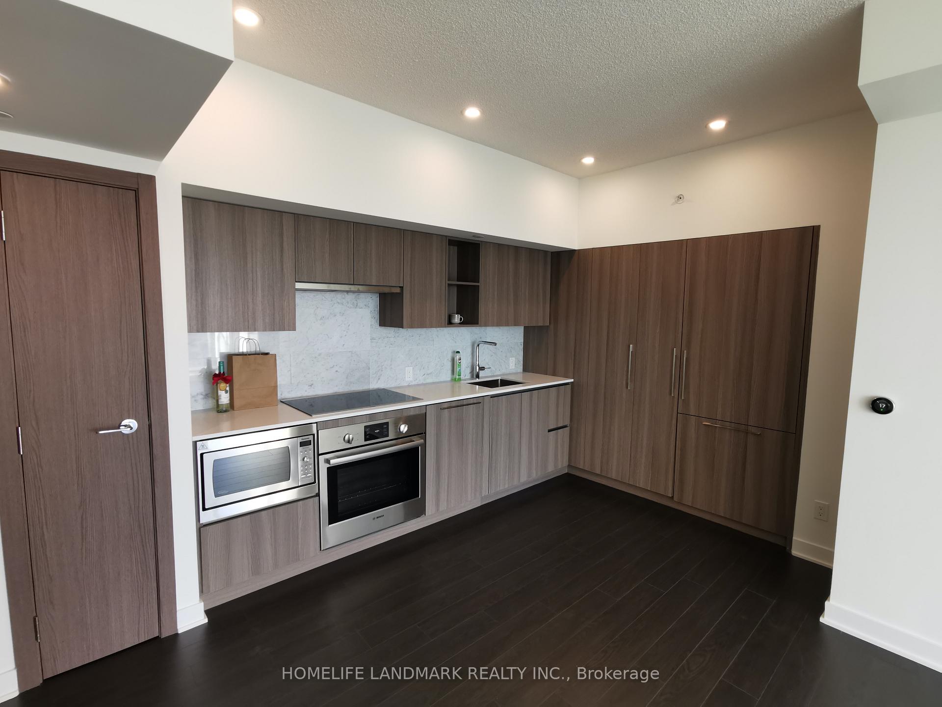 Photo 3 of Unit 2115, 17 Bathurst Street, Toronto, Waterfront Communities — HOMEH
