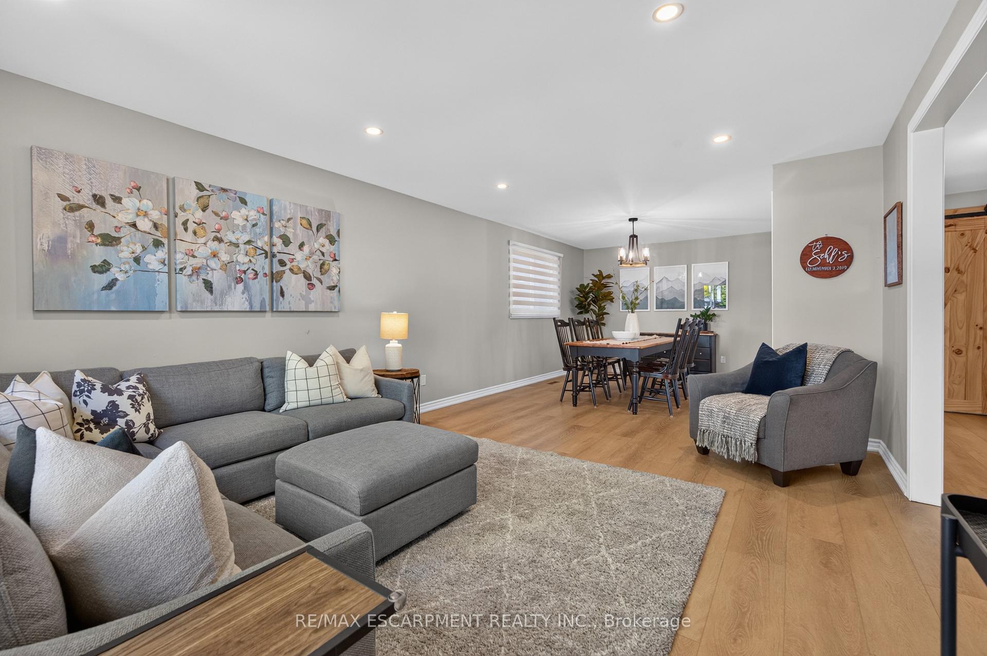 Photo 8 of 7 Fern Avenue, Hamilton, Waterdown — HOMEH