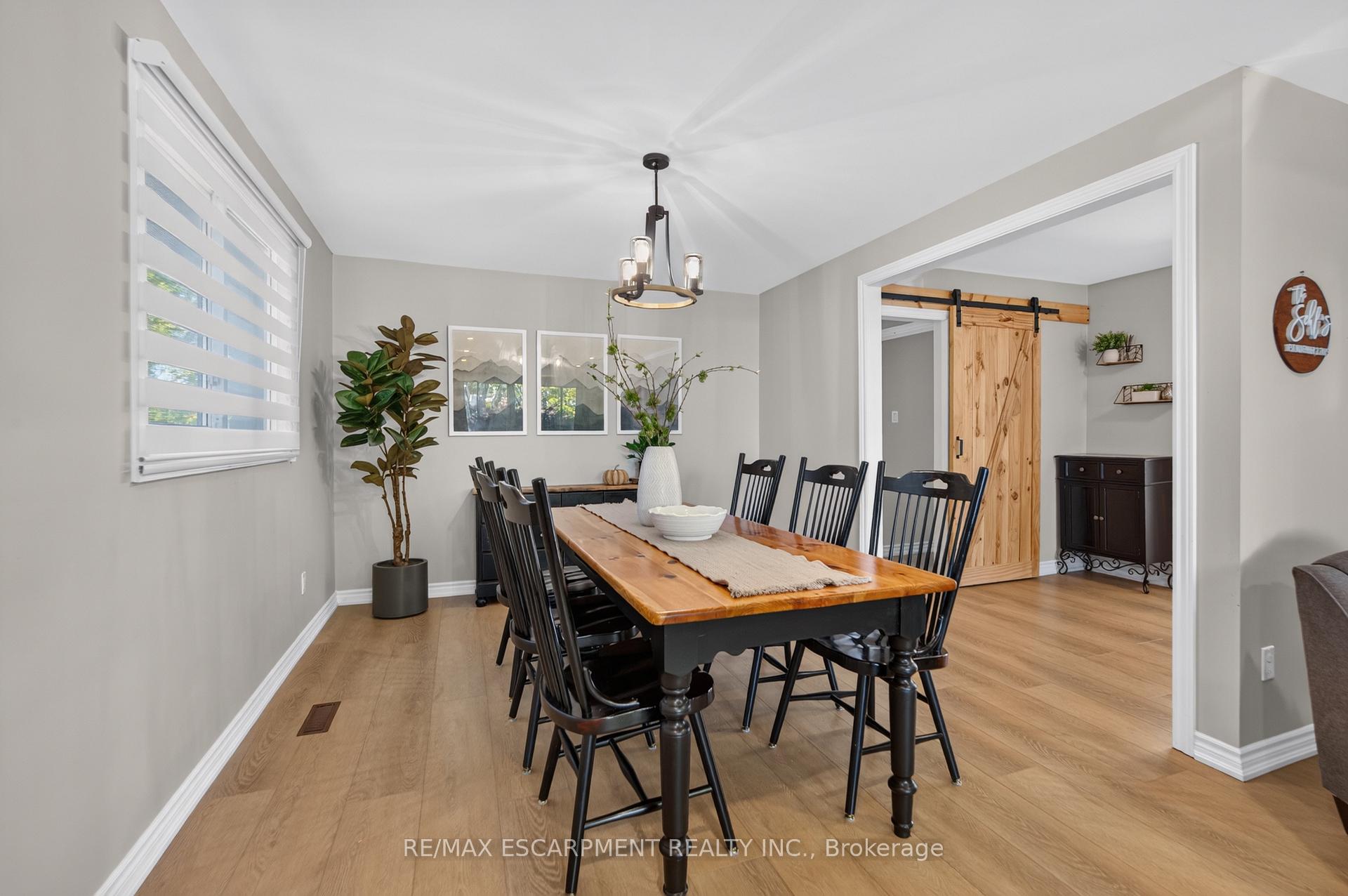 Photo 10 of 7 Fern Avenue, Hamilton, Waterdown — HOMEH