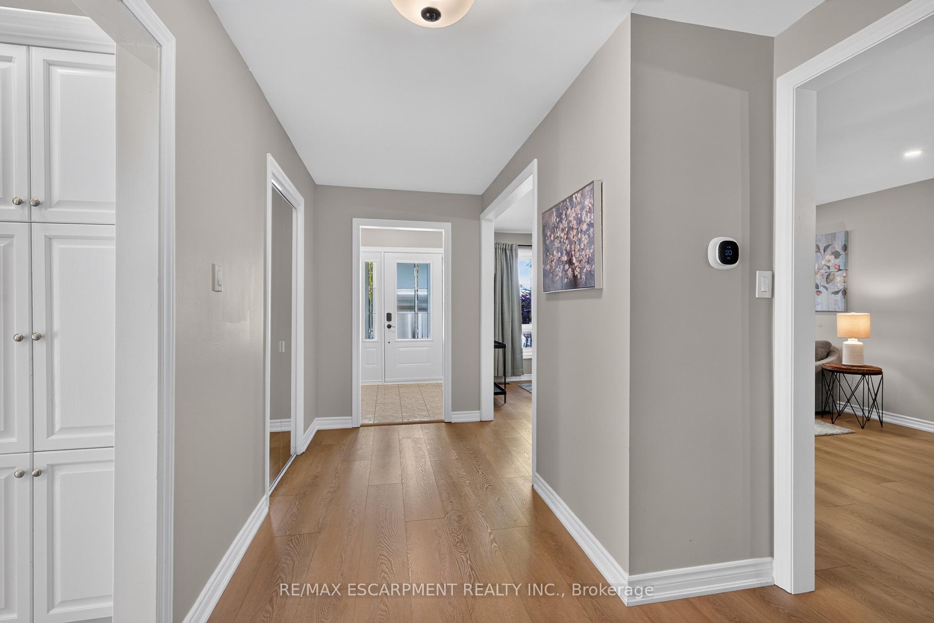Photo 12 of 7 Fern Avenue, Hamilton, Waterdown — HOMEH