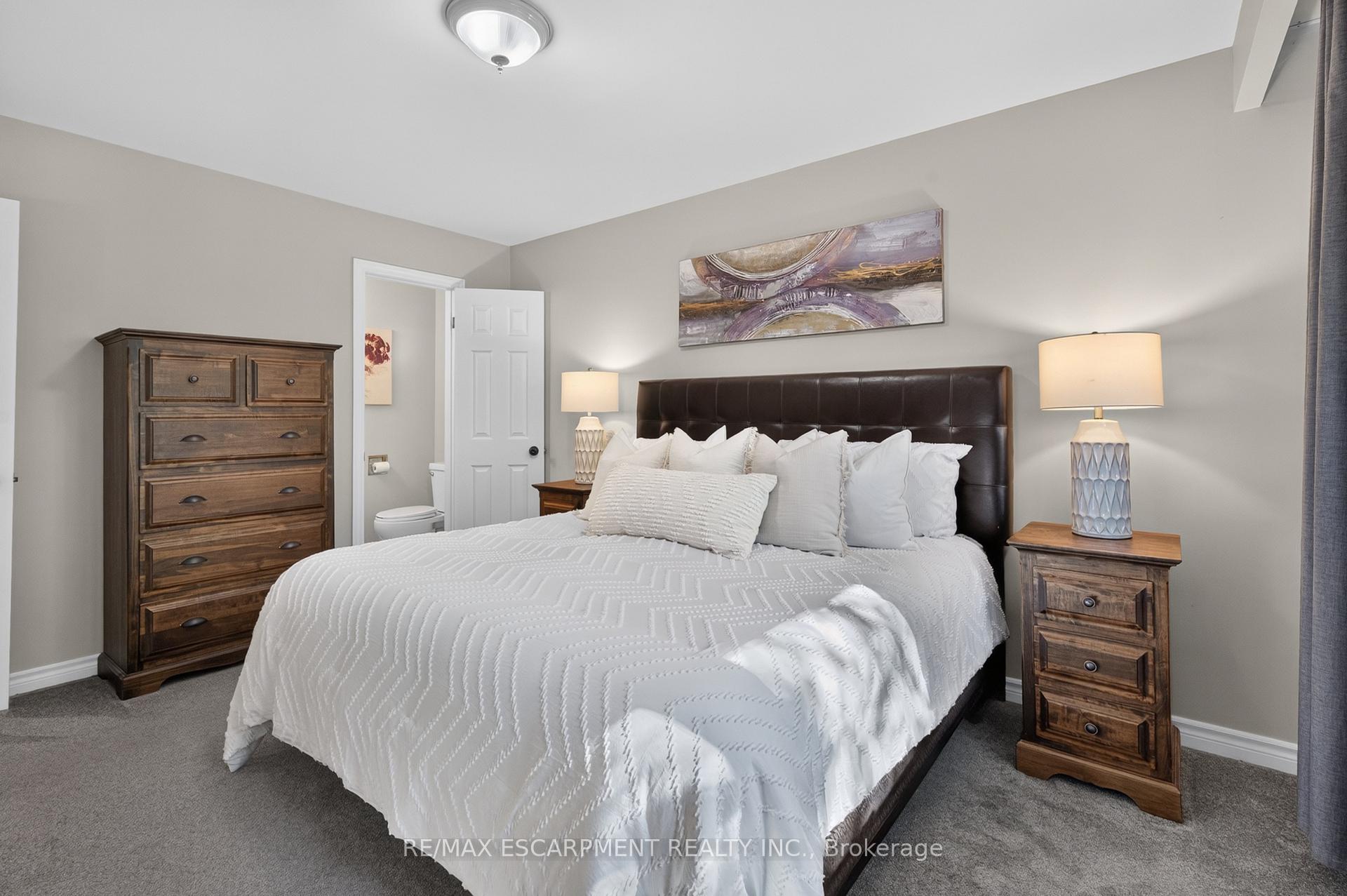 Photo 20 of 7 Fern Avenue, Hamilton, Waterdown — HOMEH