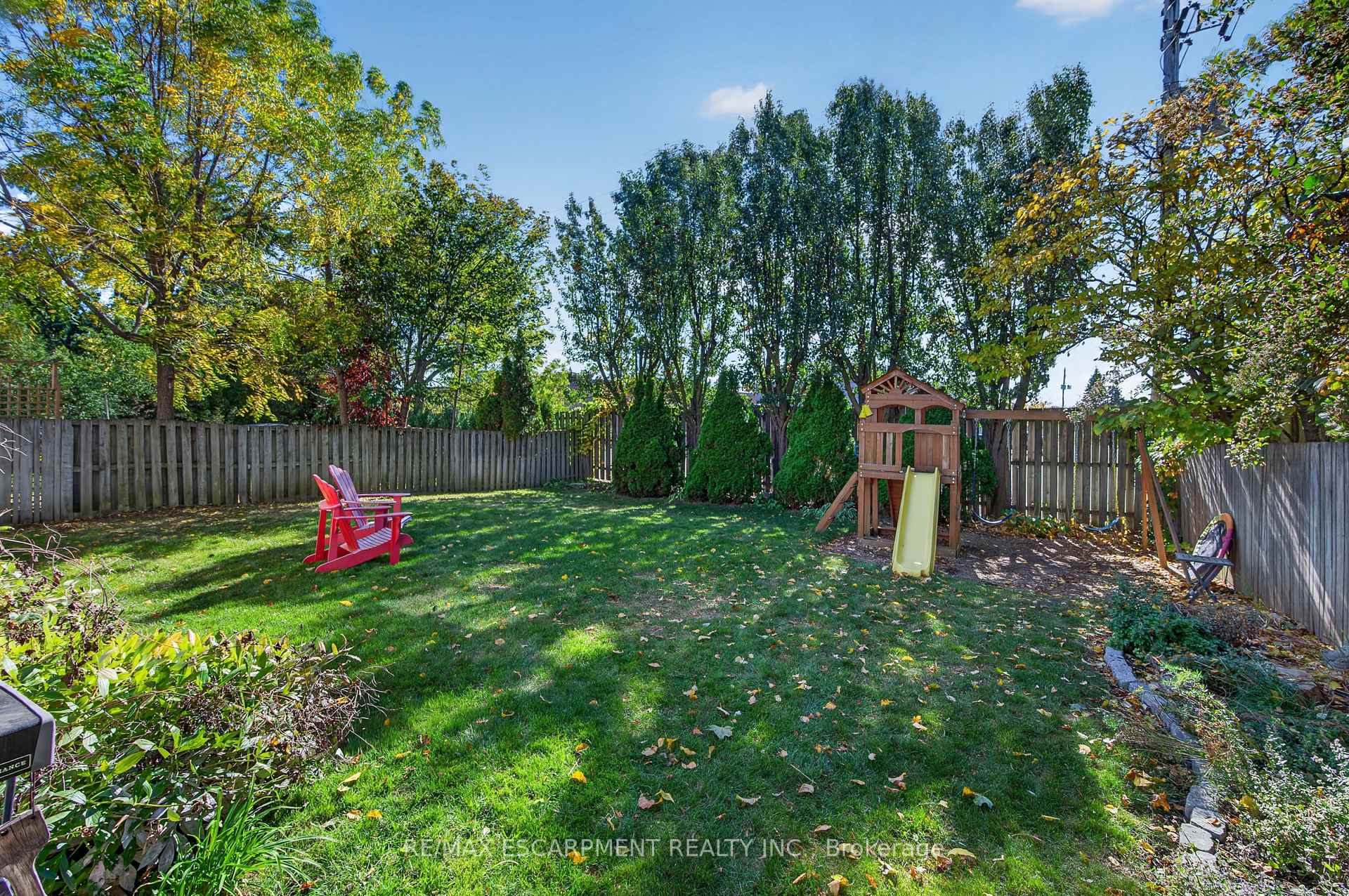 Photo 46 of 7 Fern Avenue, Hamilton, Waterdown — HOMEH
