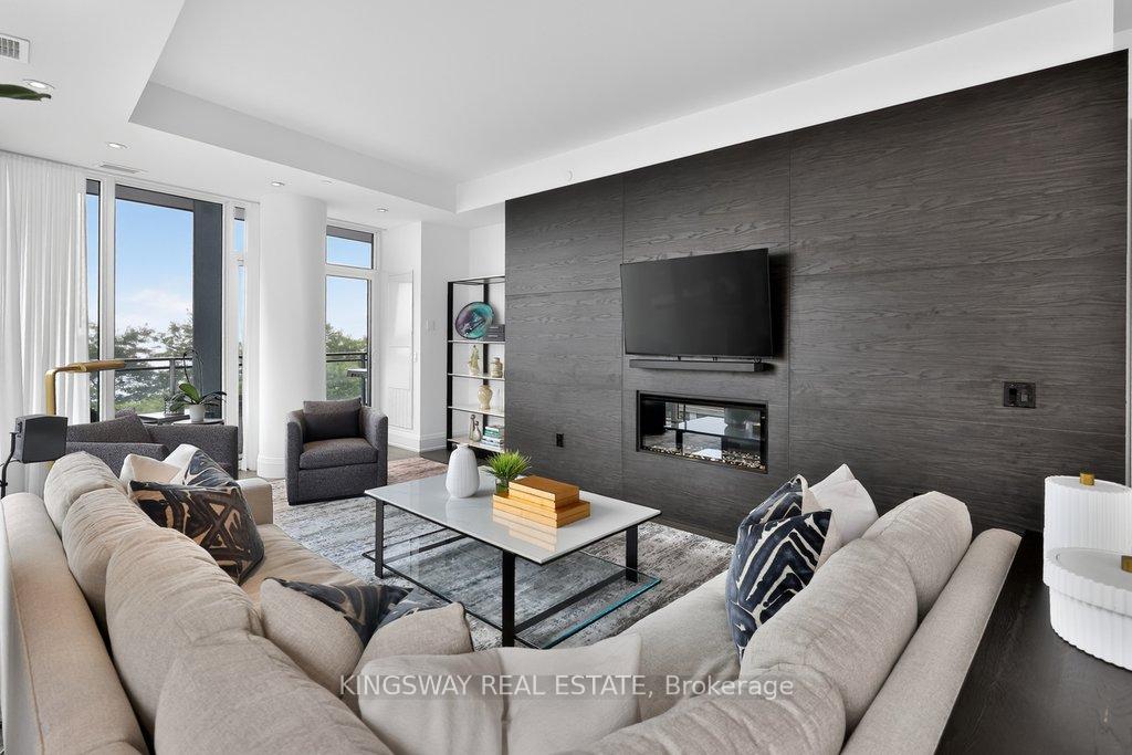 Photo 7 of Unit 301, 55 Port Street E, Mississauga, Port Credit — HOMEH
