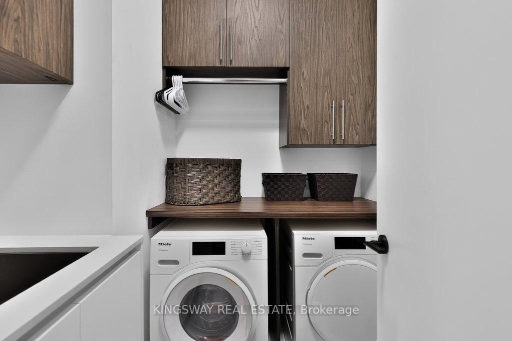 Photo 15 of Unit 301, 55 Port Street E, Mississauga, Port Credit — HOMEH