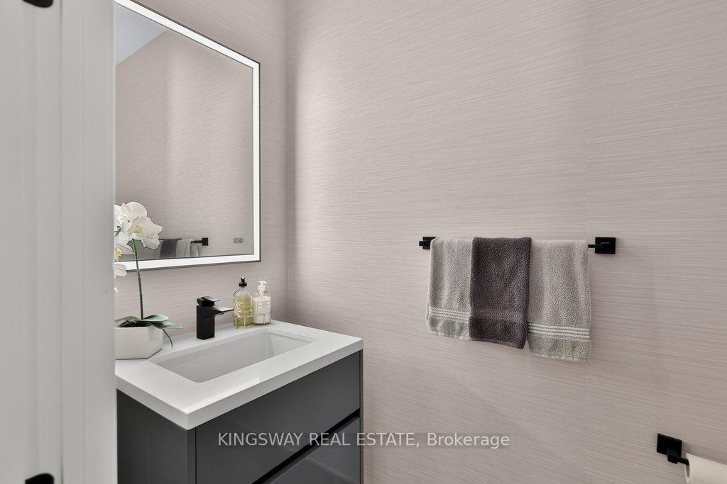 Photo 16 of Unit 301, 55 Port Street E, Mississauga, Port Credit — HOMEH