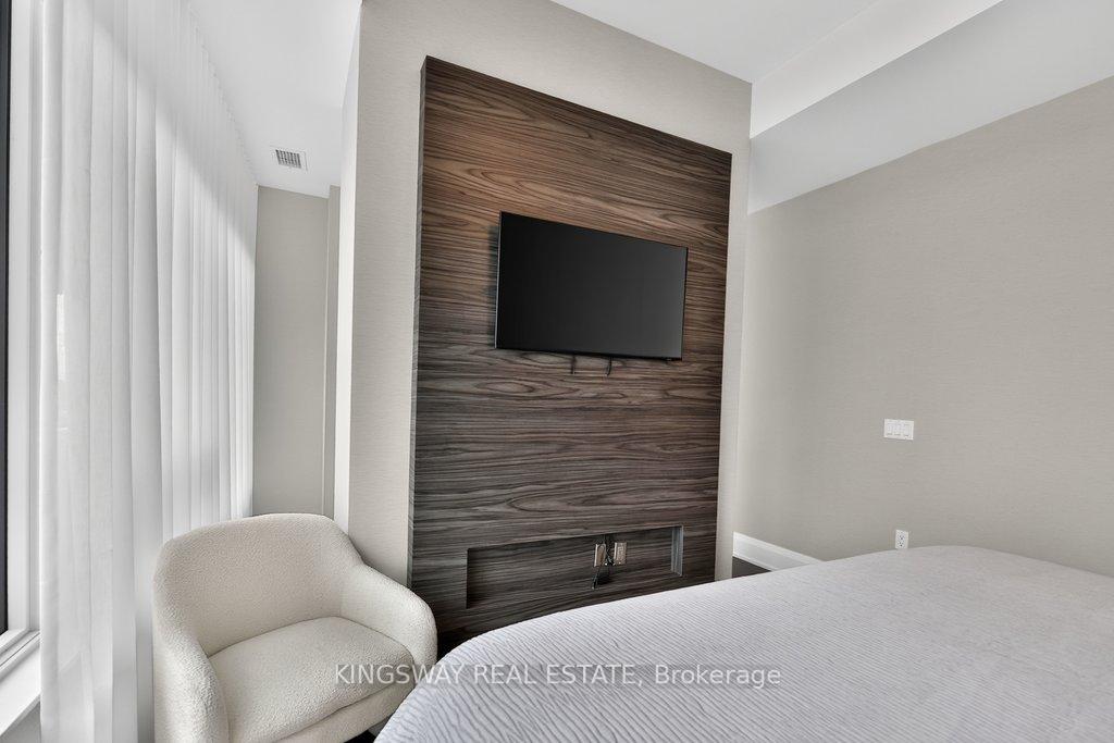 Photo 18 of Unit 301, 55 Port Street E, Mississauga, Port Credit — HOMEH