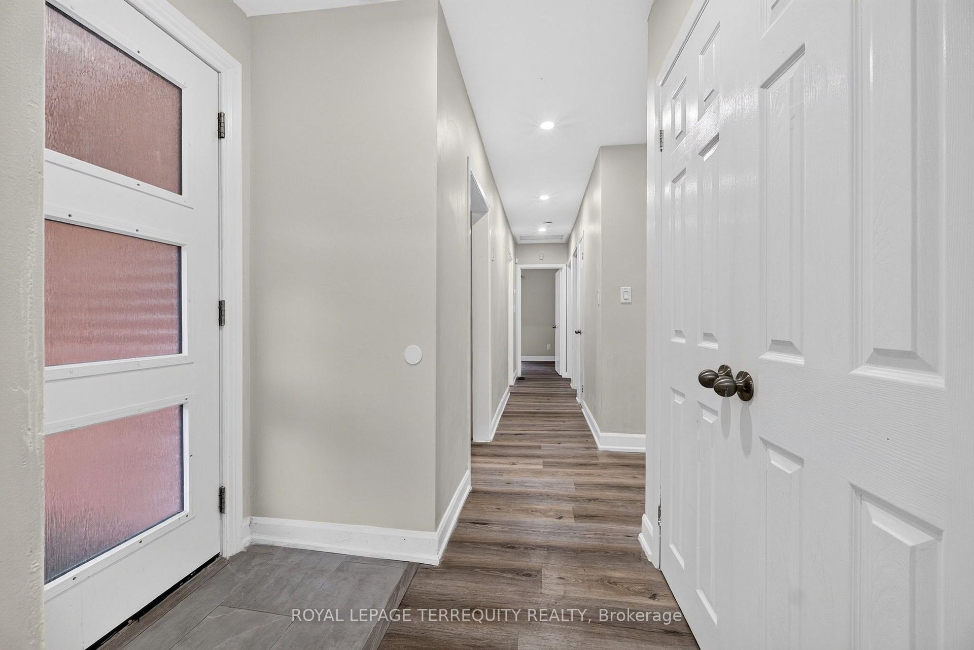 Photo 13 of 134 Switzer Drive, Oshawa, Centennial — HOMEH