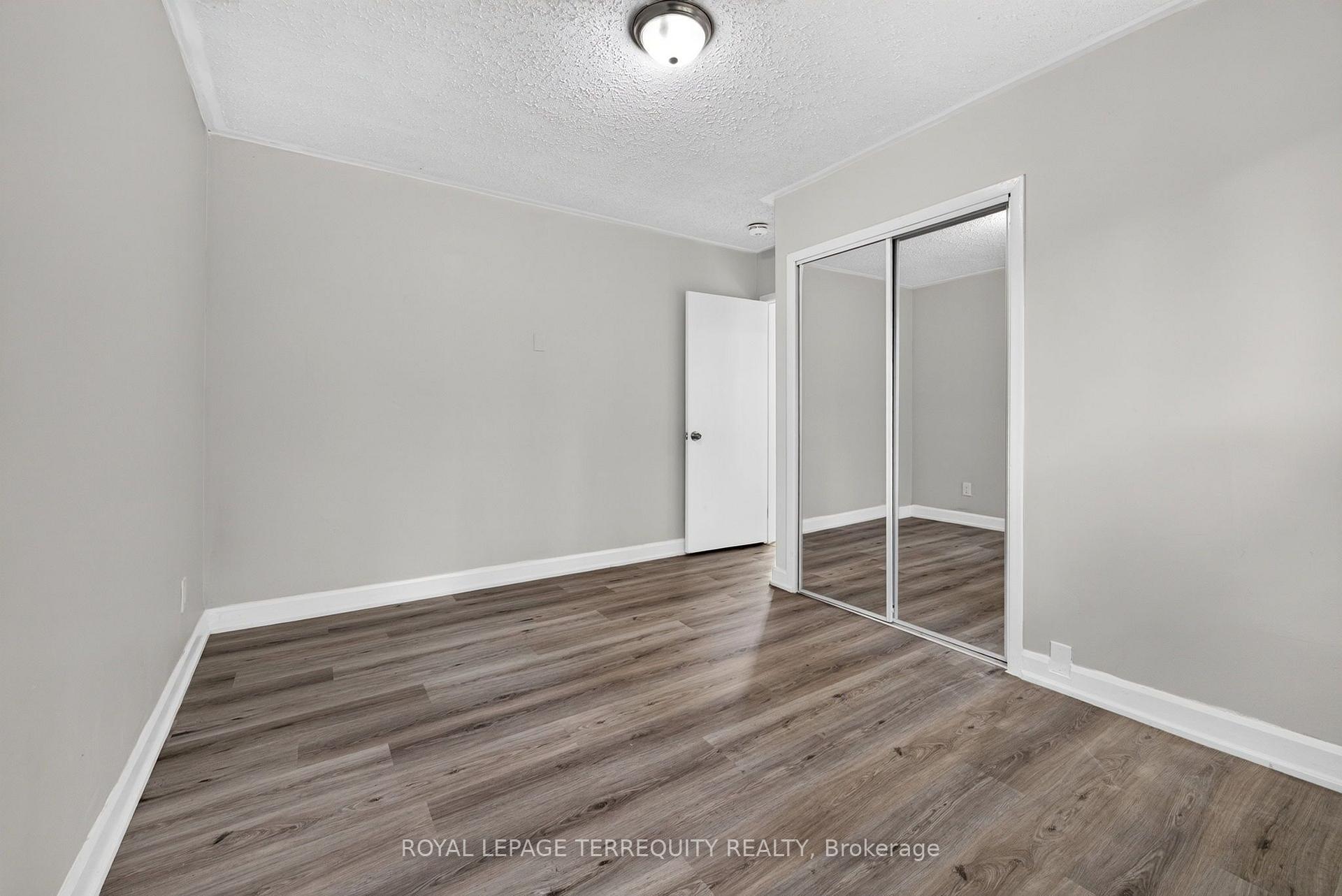 Photo 23 of 134 Switzer Drive, Oshawa, Centennial — HOMEH