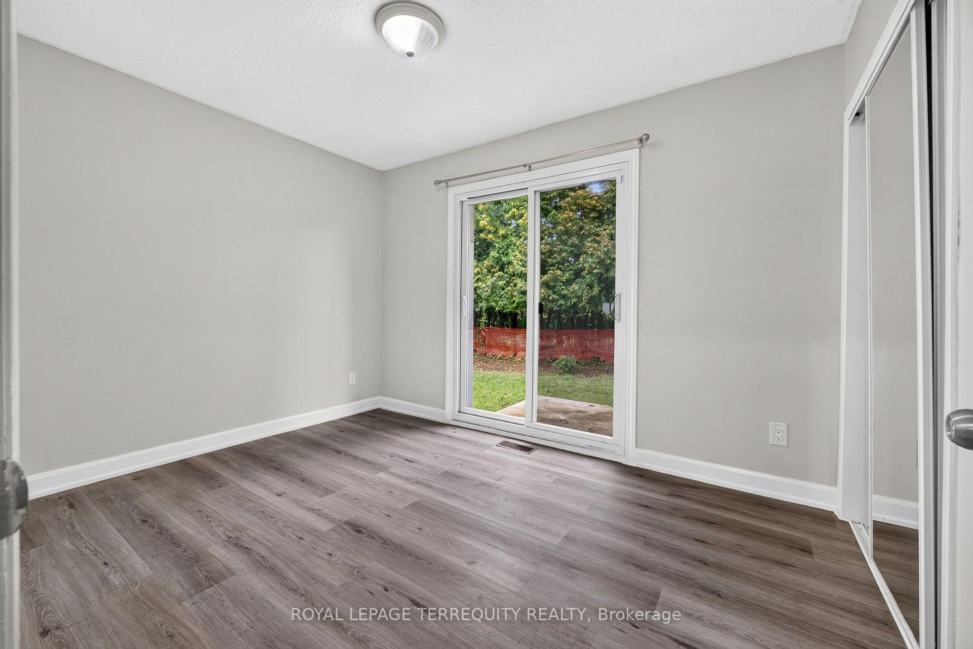 Photo 24 of 134 Switzer Drive, Oshawa, Centennial — HOMEH