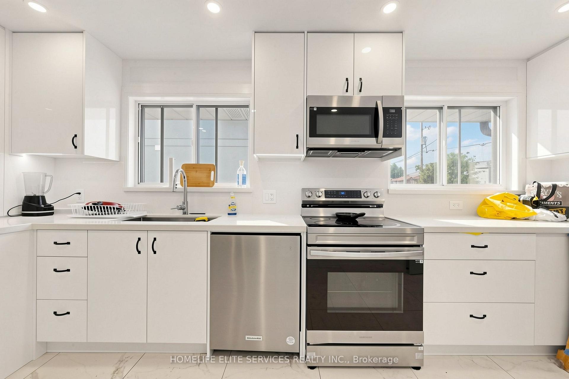 Photo 10 of 76 Gooderham Drive, Scarborough, Wexford-Maryvale — HOMEH