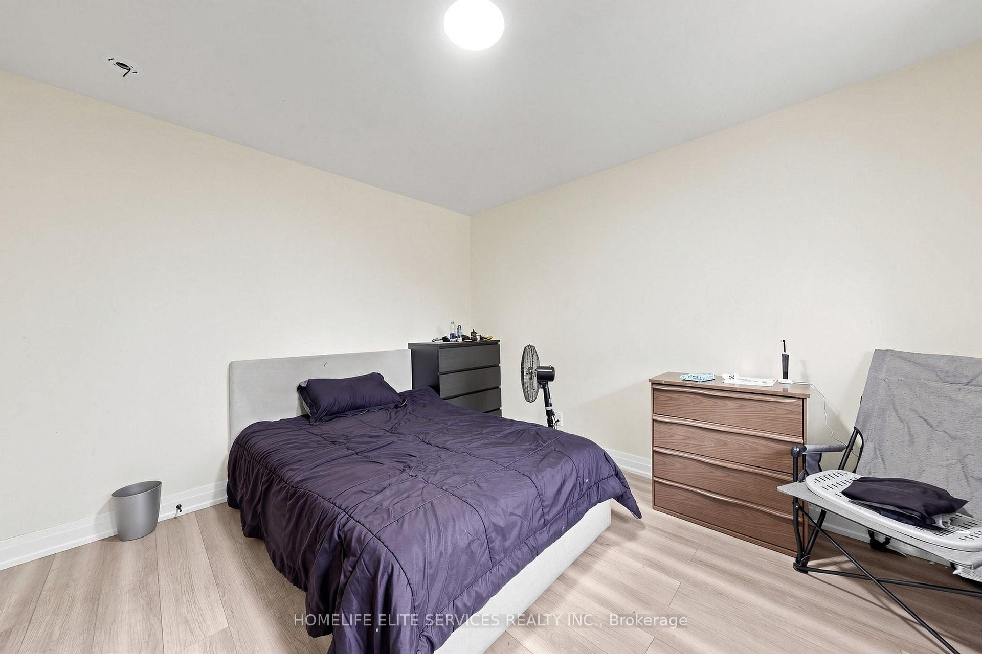 Photo 16 of 76 Gooderham Drive, Scarborough, Wexford-Maryvale — HOMEH