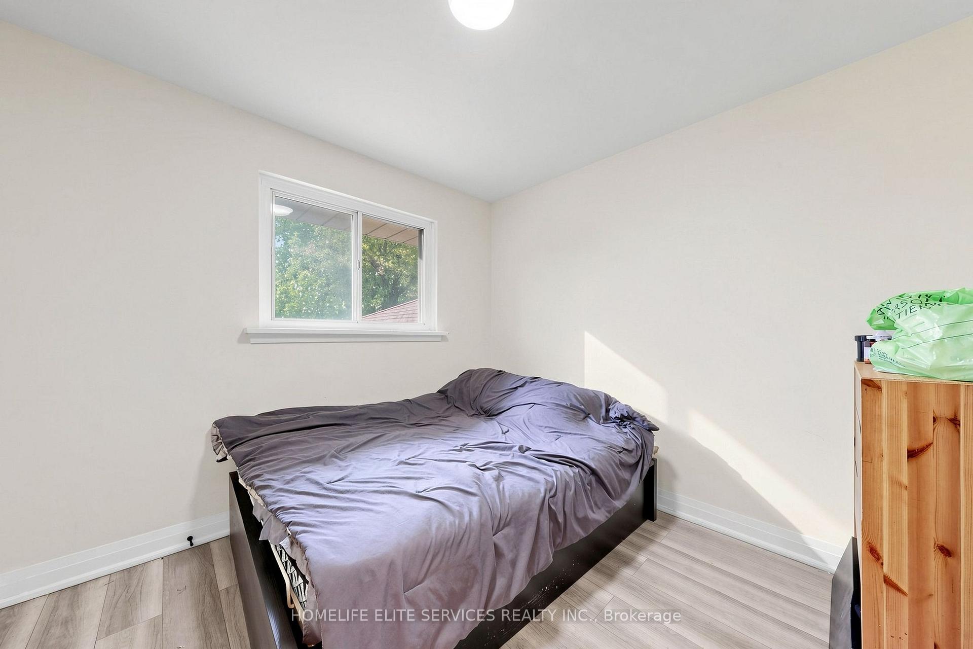 Photo 18 of 76 Gooderham Drive, Scarborough, Wexford-Maryvale — HOMEH