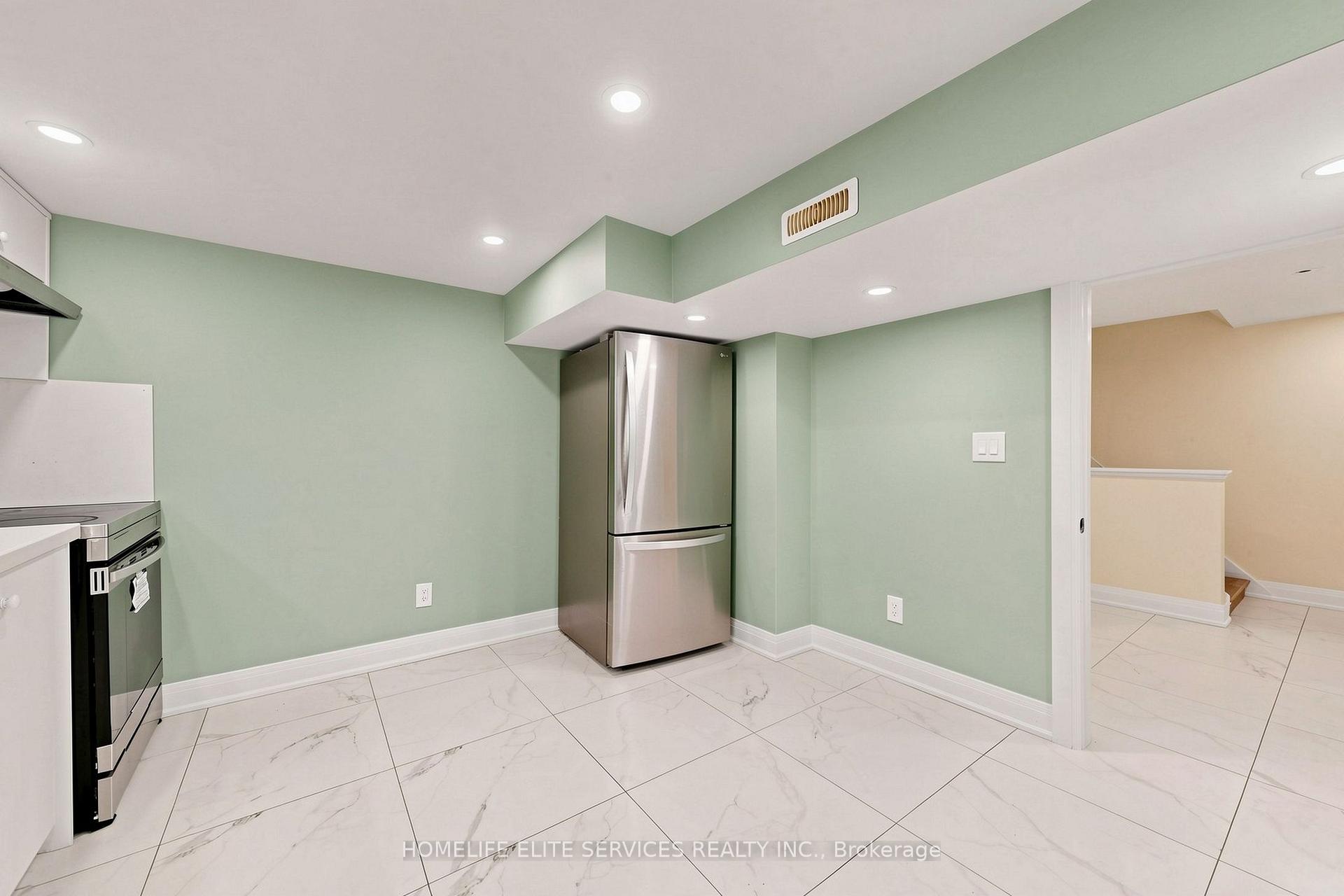 Photo 34 of 76 Gooderham Drive, Scarborough, Wexford-Maryvale — HOMEH