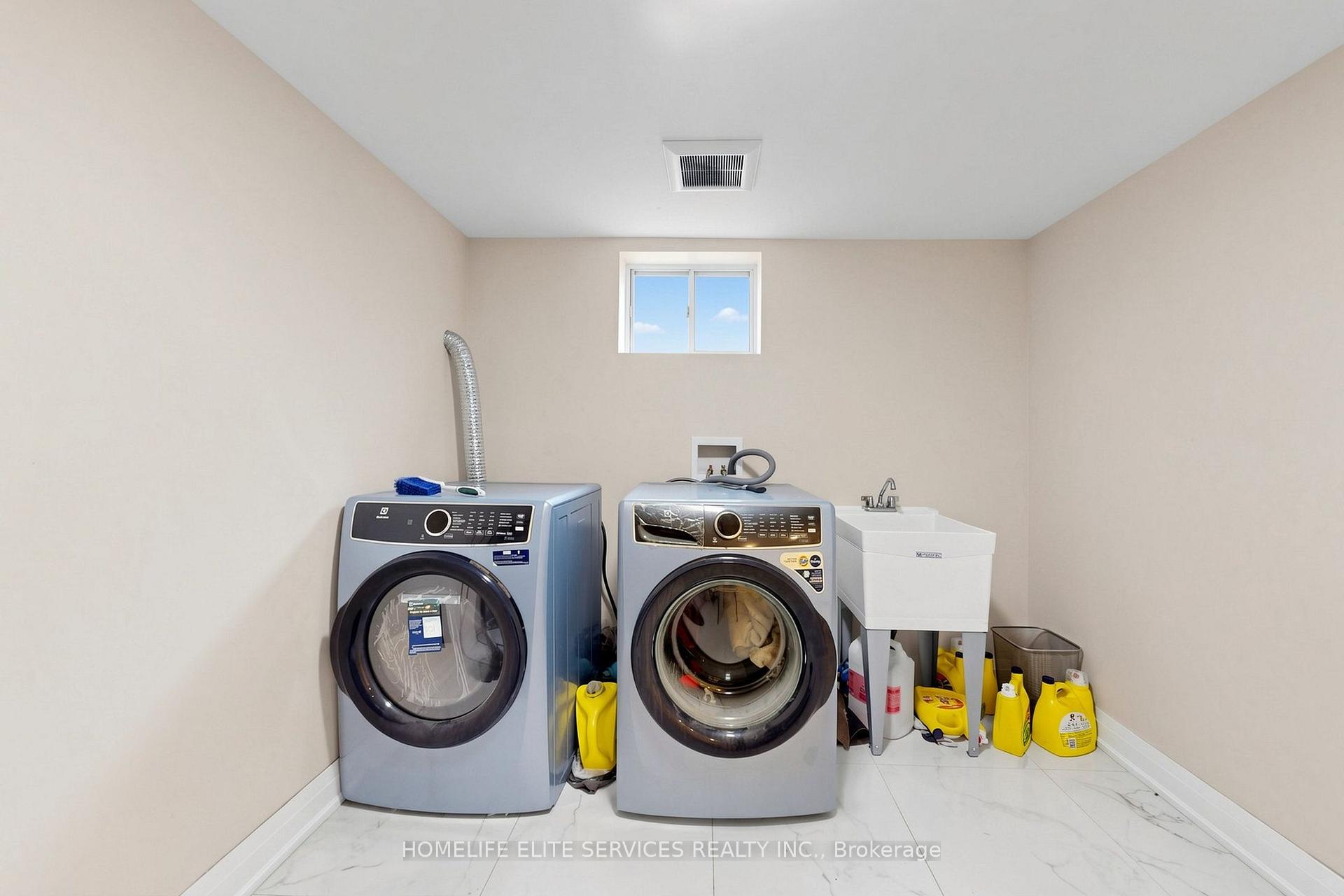 Photo 41 of 76 Gooderham Drive, Scarborough, Wexford-Maryvale — HOMEH