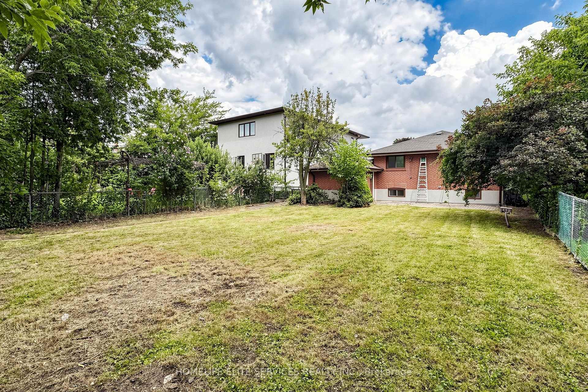 Photo 47 of 76 Gooderham Drive, Scarborough, Wexford-Maryvale — HOMEH
