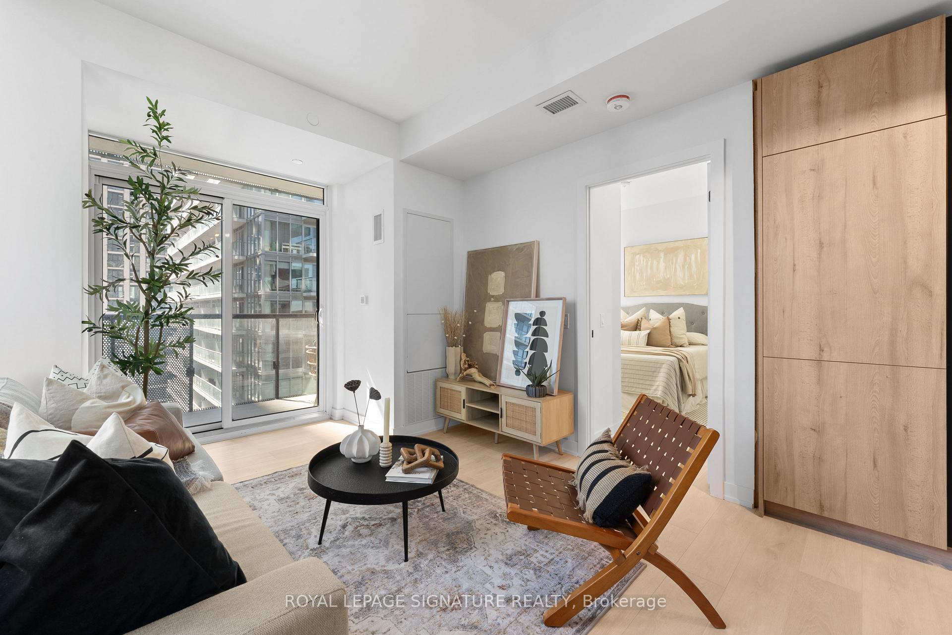 Photo 1 of Unit 3102, 117 Broadway Avenue, Toronto, Mount Pleasant West — HOMEH