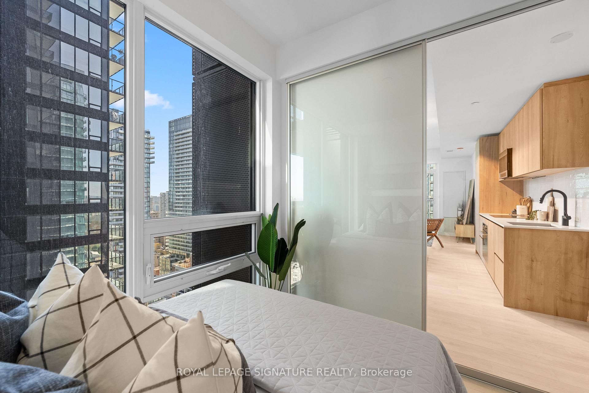 Photo 8 of Unit 3102, 117 Broadway Avenue, Toronto, Mount Pleasant West — HOMEH