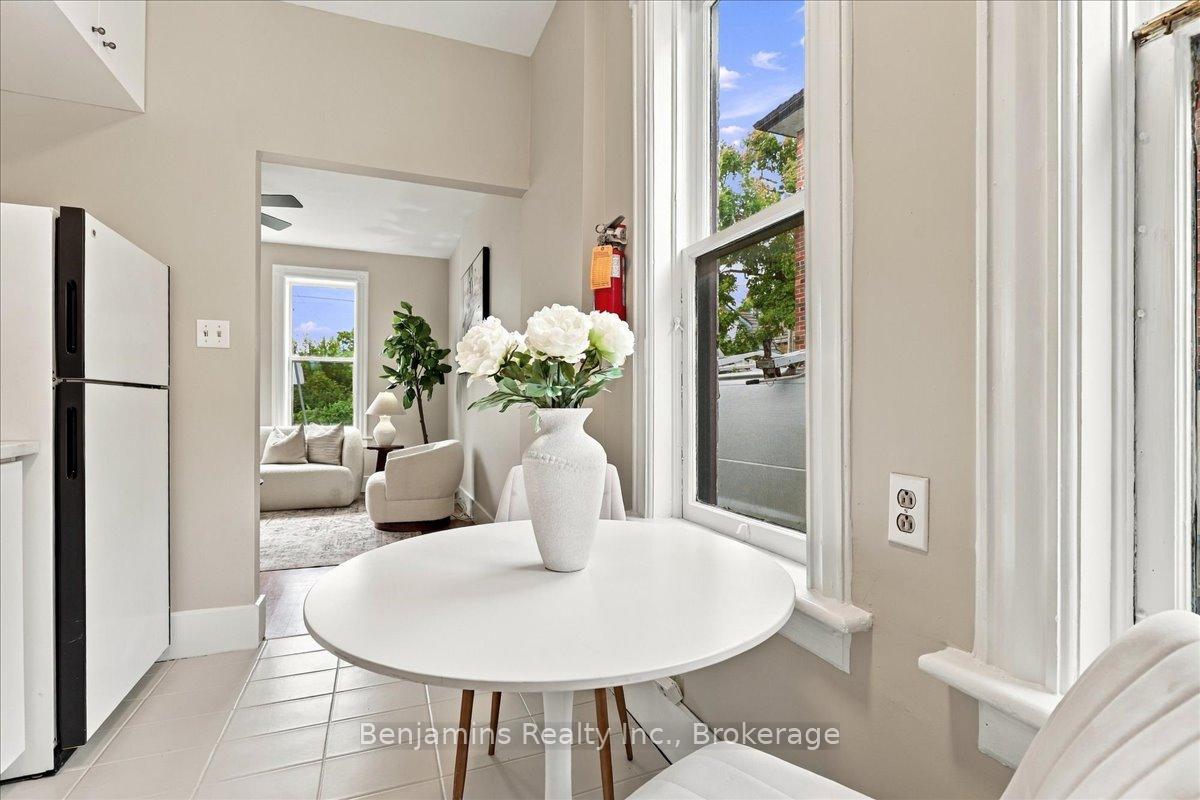Photo 15 of 162 Church Street, Kitchener, Cedar Hill — HOMEH