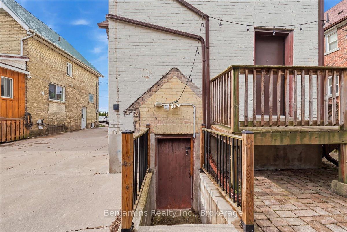 Photo 28 of 162 Church Street, Kitchener, Cedar Hill — HOMEH