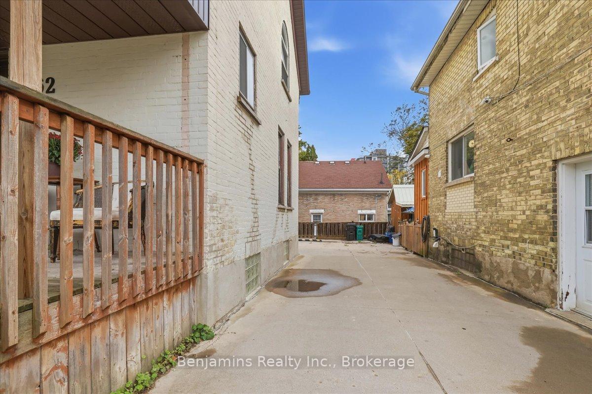 Photo 31 of 162 Church Street, Kitchener, Cedar Hill — HOMEH
