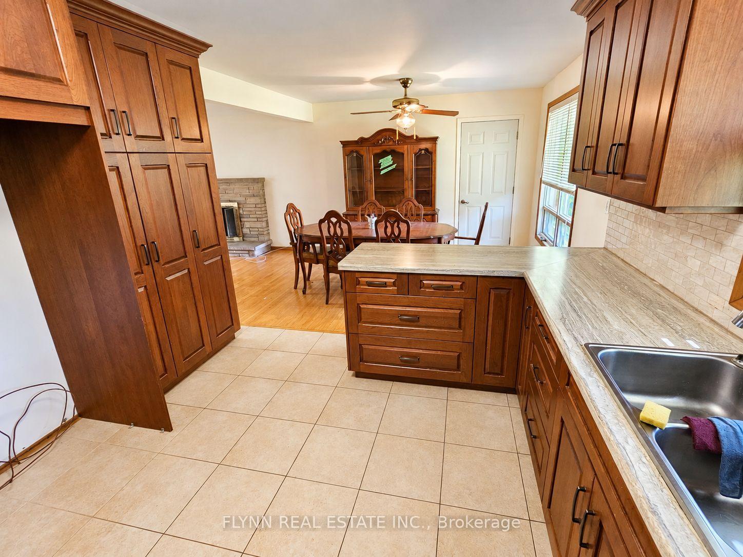 Photo 15 of 6446 sheldon Street, Niagara Falls, Stamford — HOMEH