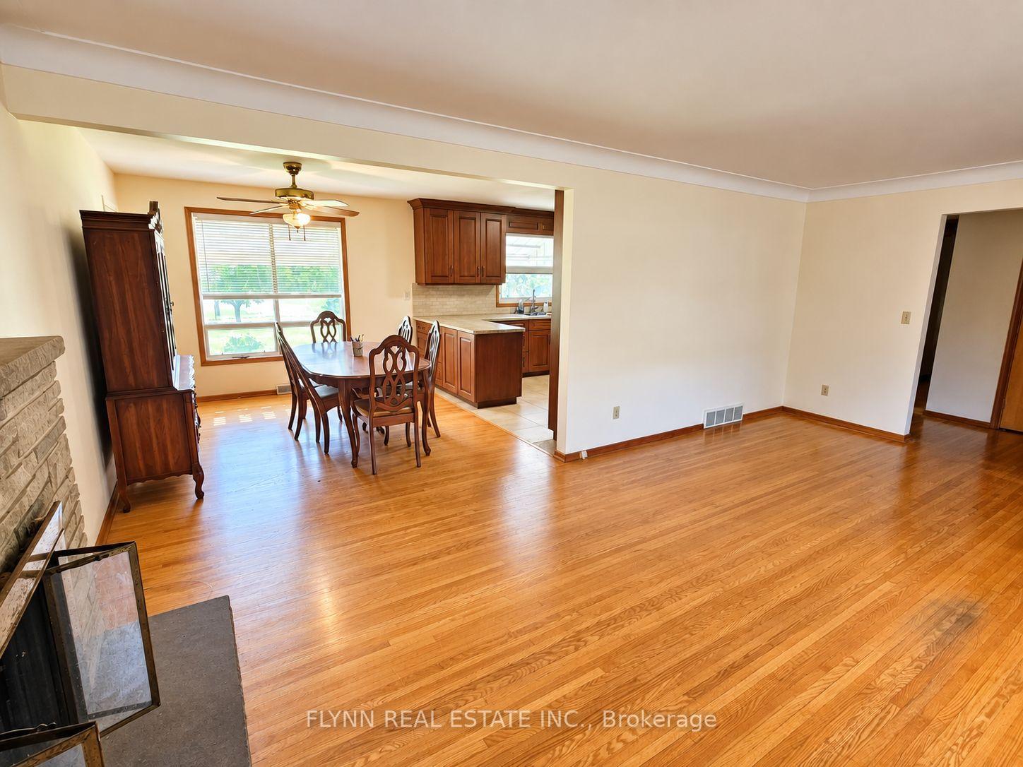 Photo 16 of 6446 sheldon Street, Niagara Falls, Stamford — HOMEH