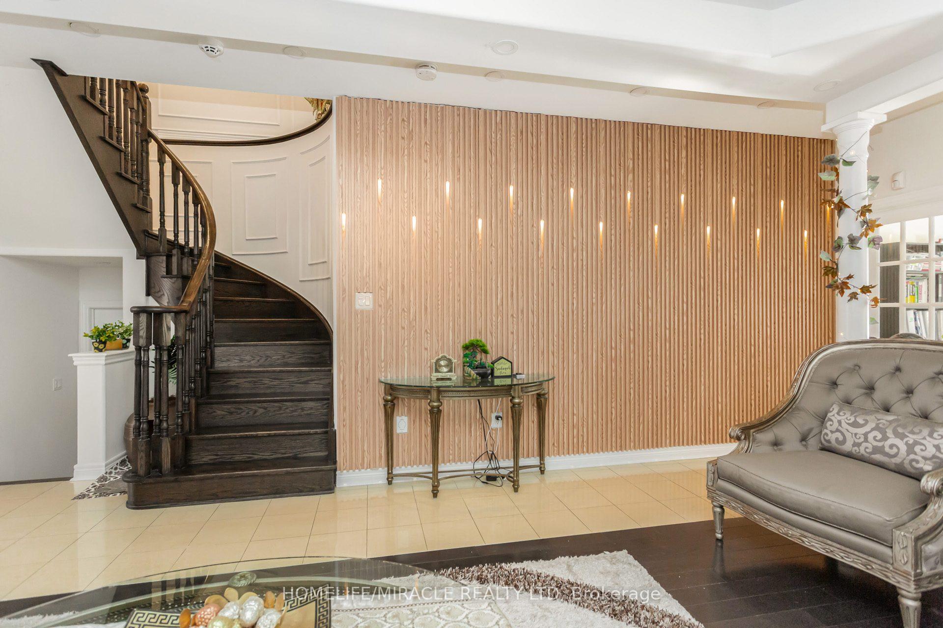 Photo 10 of 452 Nairn Circle, Milton, Scott — HOMEH